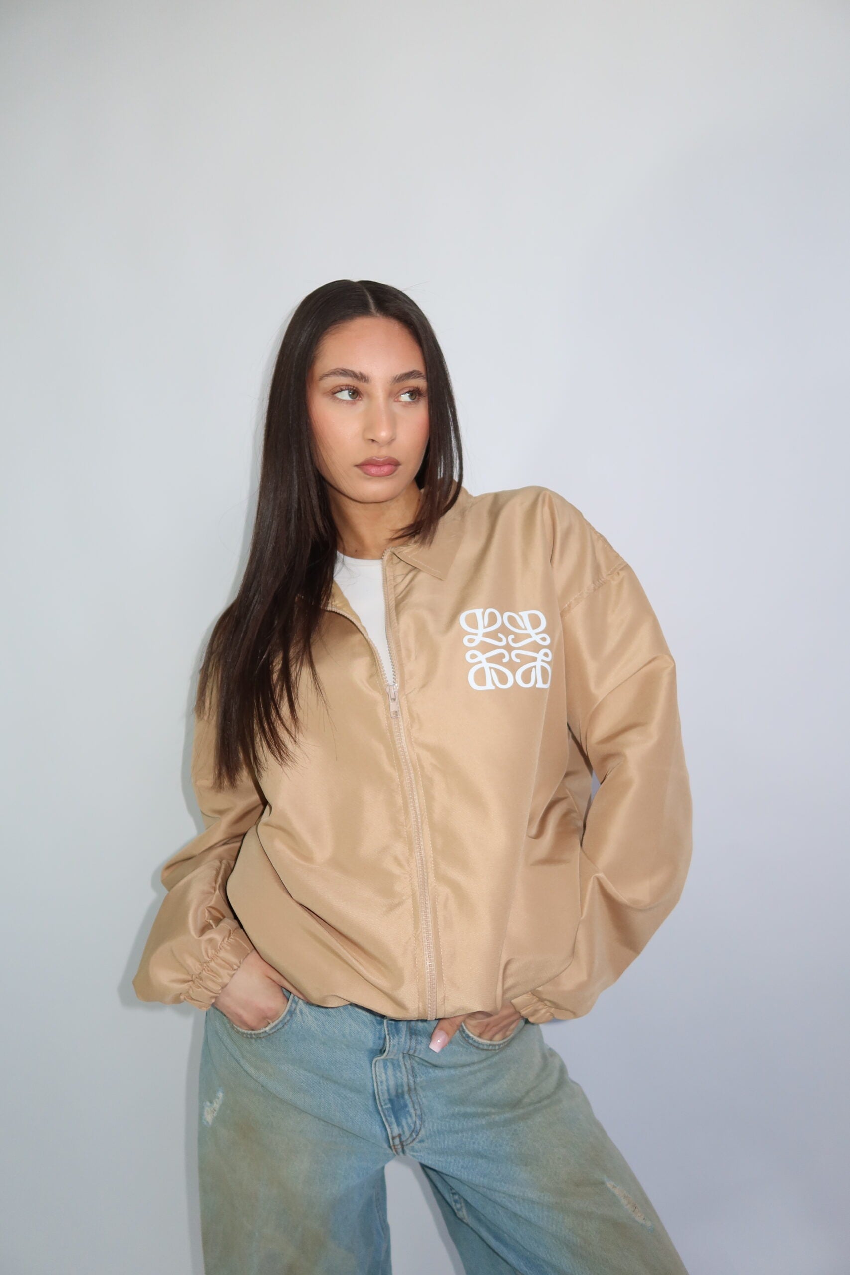 LOE WINDBREAKER BEIGE