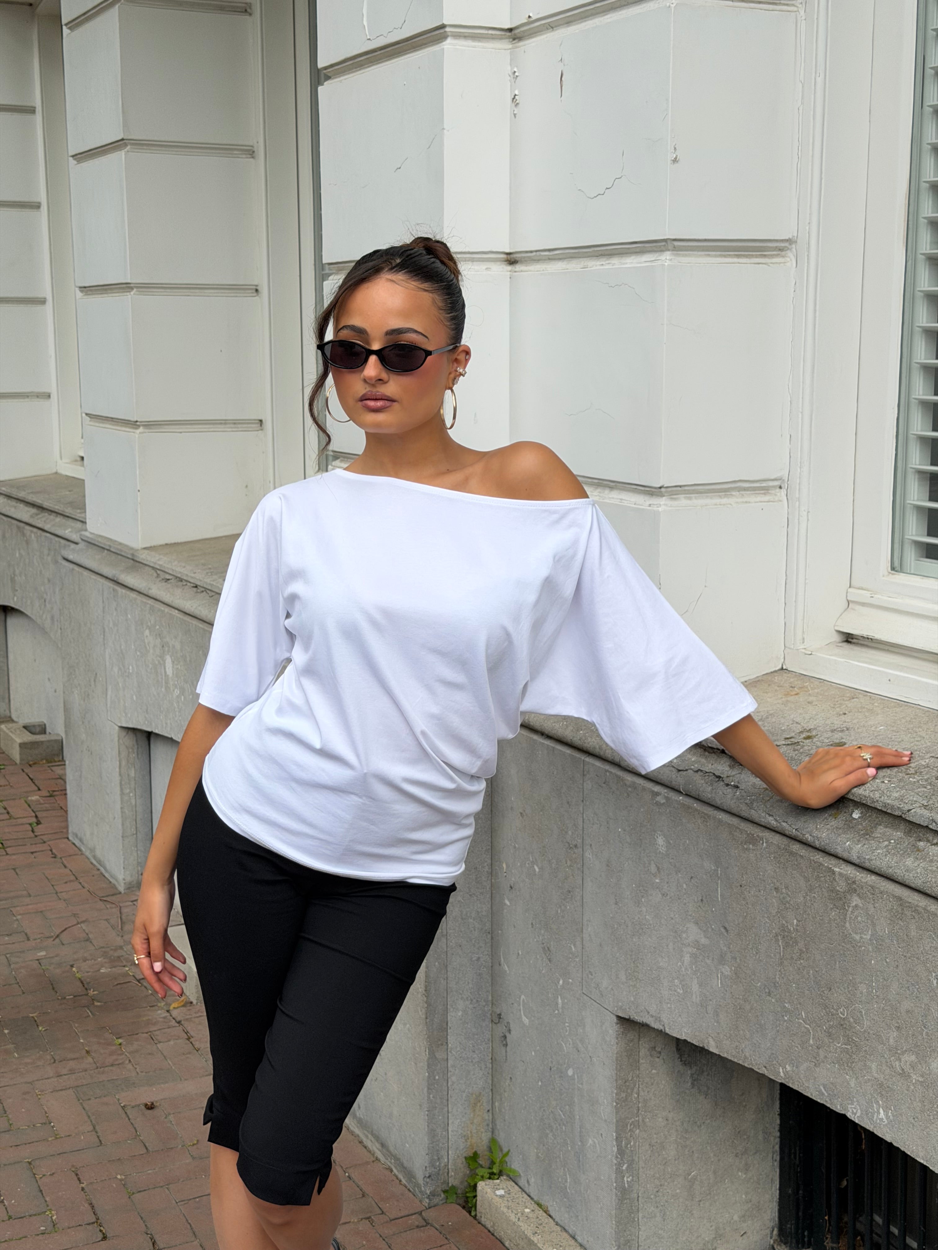 FLOWY TEE WHITE