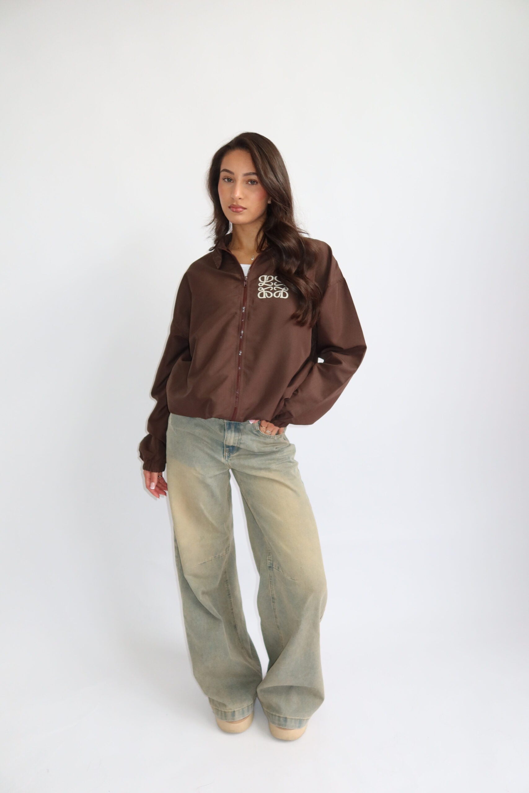 LOE WINDBREAKER CHOCO