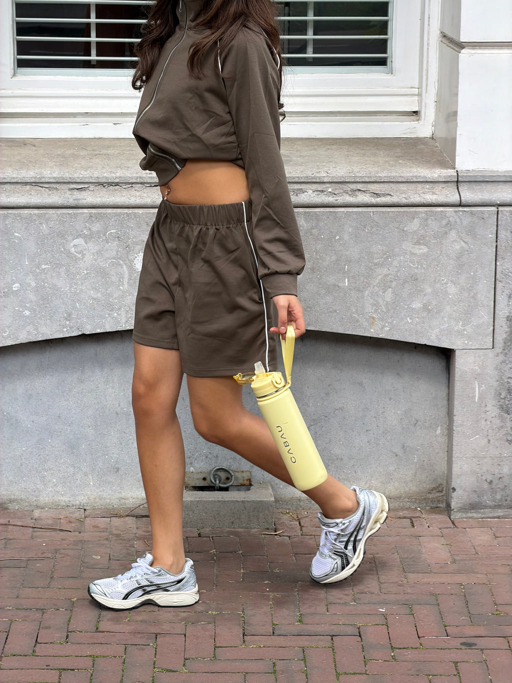 THE SHORT SET KHAKI
