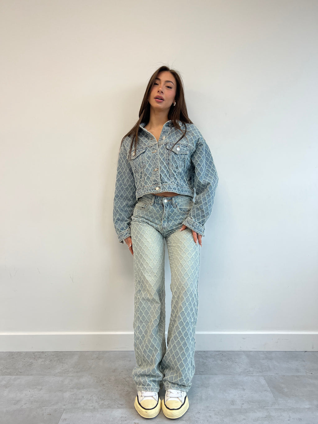 DIAMOND PATTERN JEANS