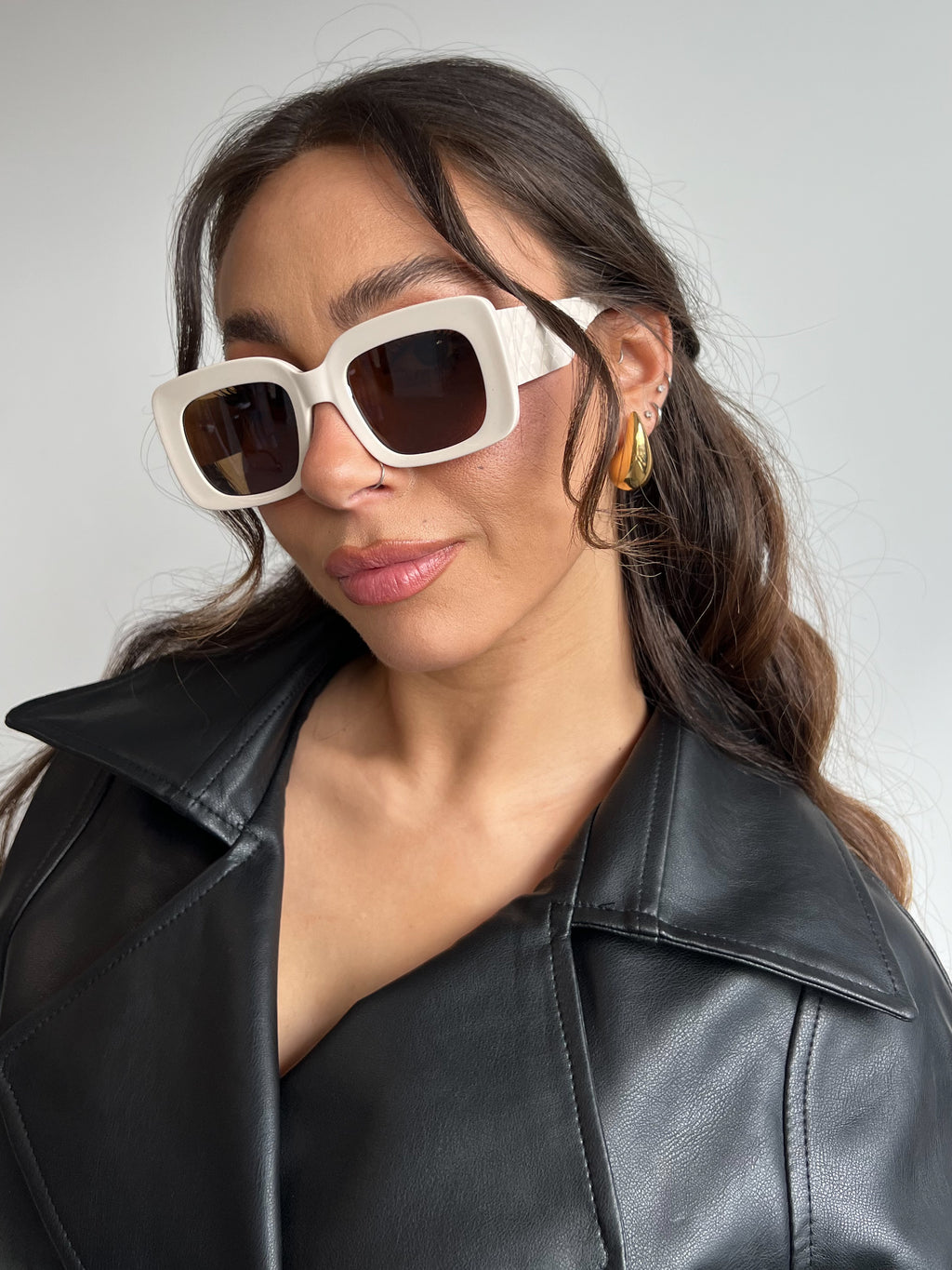 NEW DIVA SUNNIES BEIGE