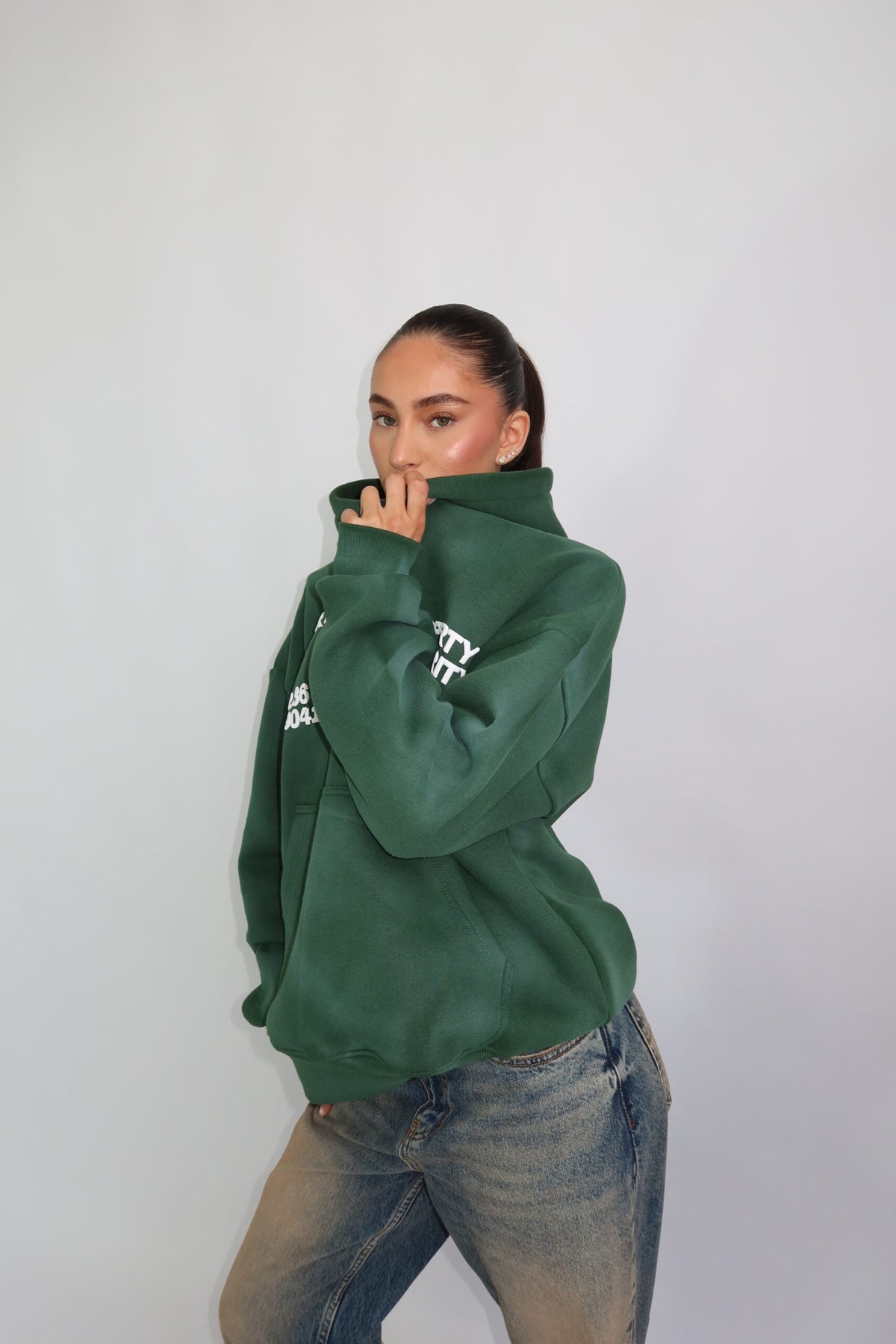 PRIORITY WASHED HOODIE GREEN PRE ORDER