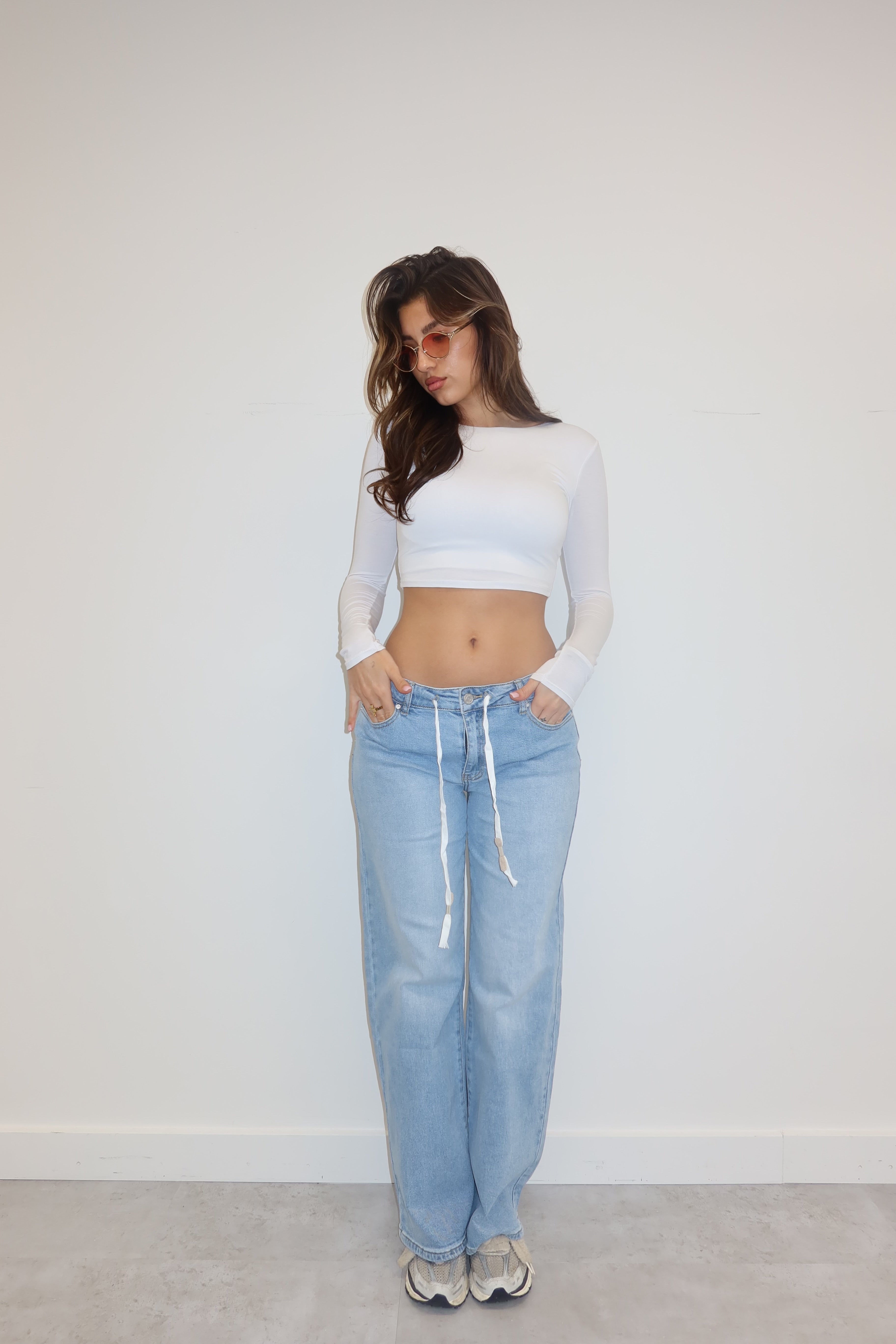 WHITE TIE STRETCH JEANS