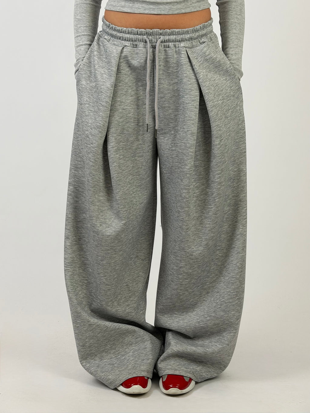 PLEATED JOGGER GREY