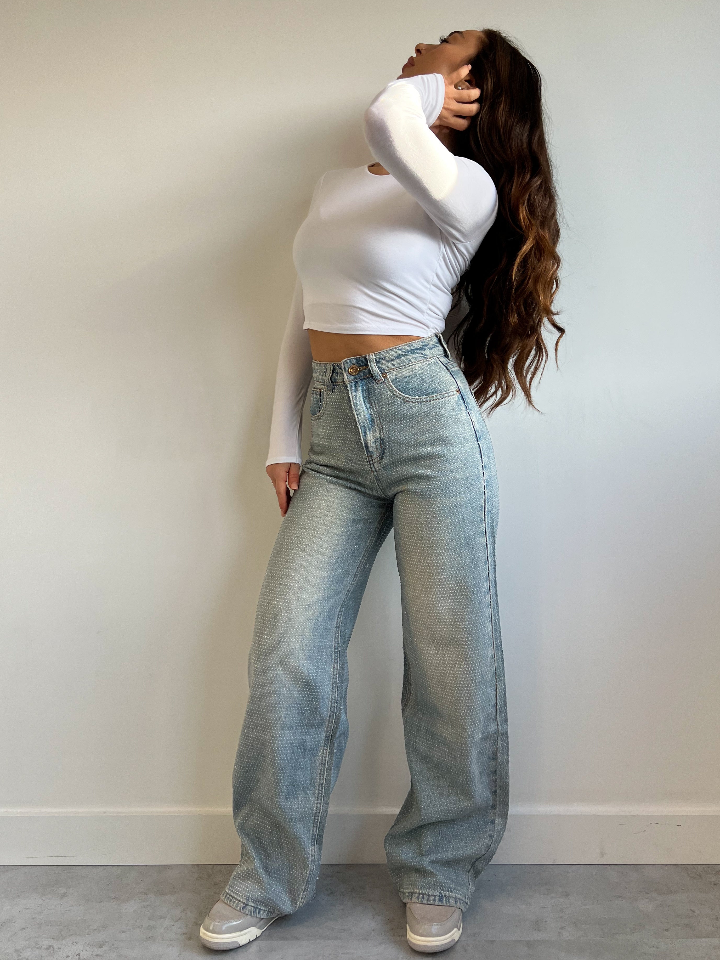 LIGHT VINTAGE ALL OVER RHINESTONES JEANS