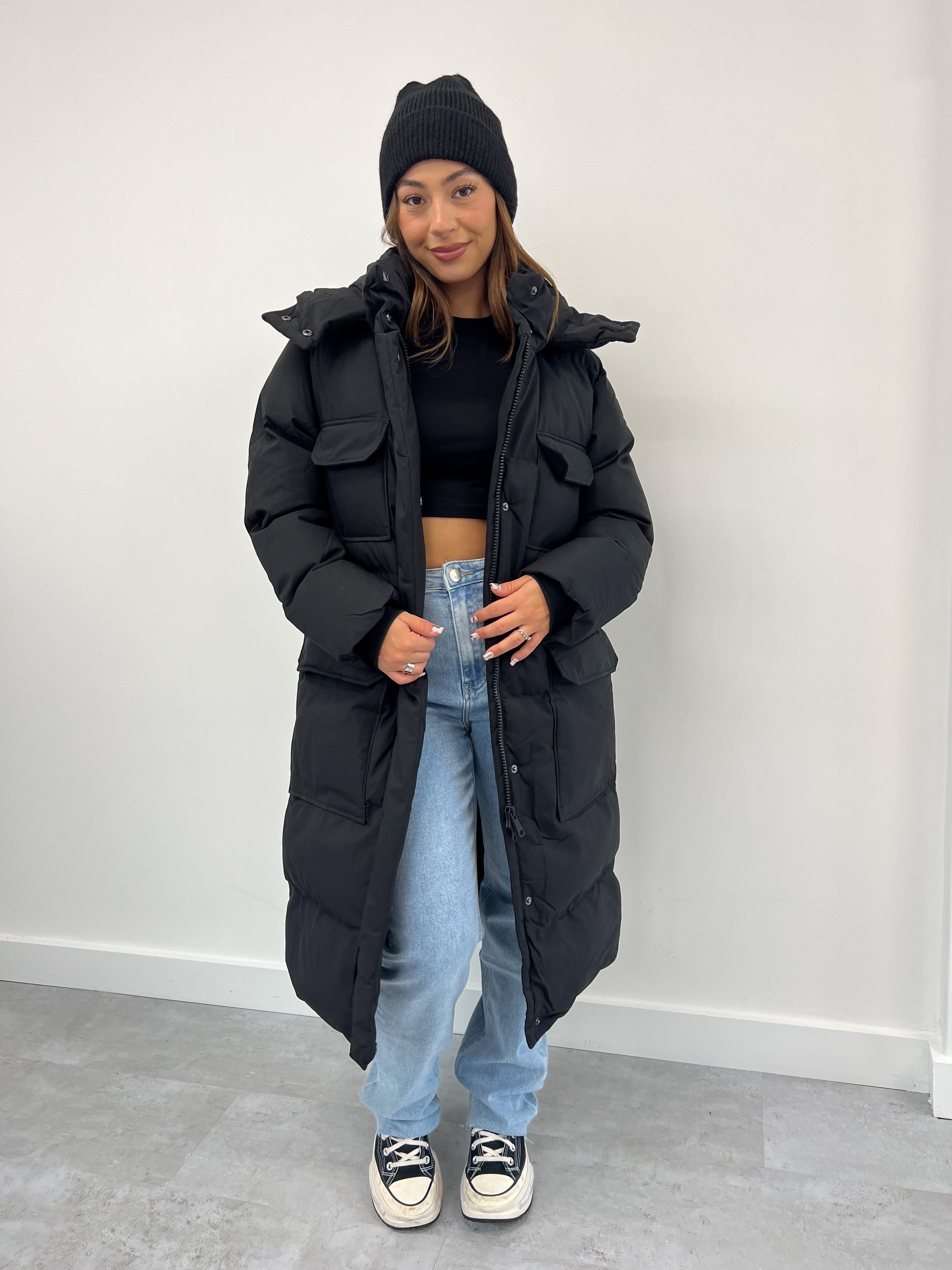 BIG FLAP PUFFER BLACK