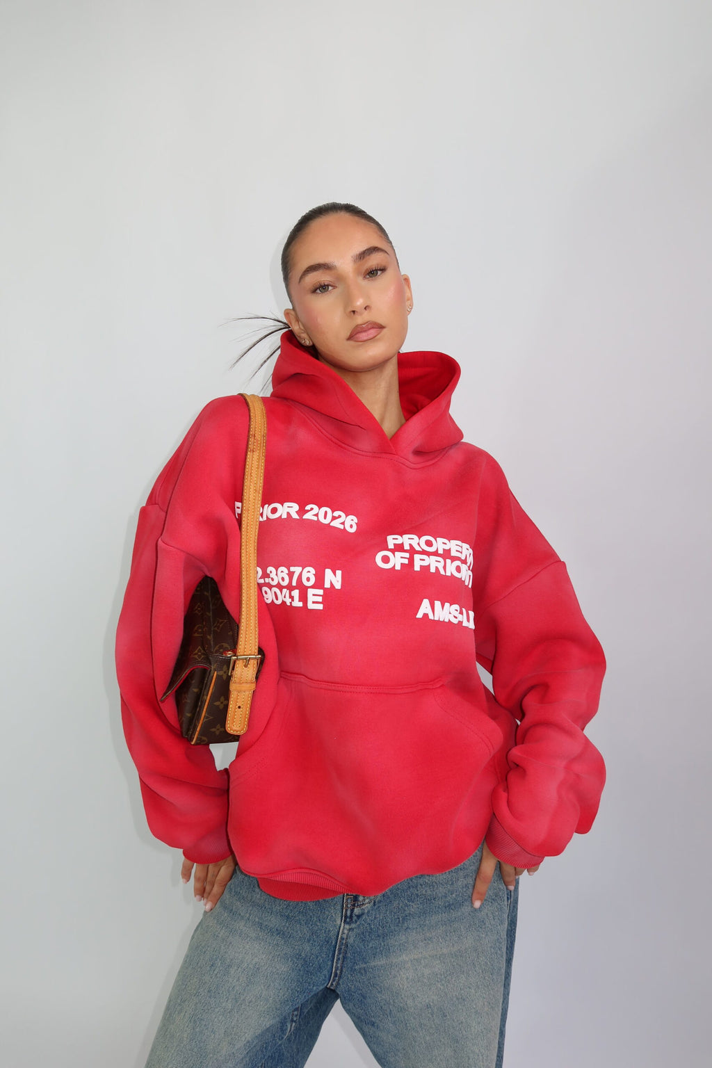PRIORITY WASHED HOODIE RED