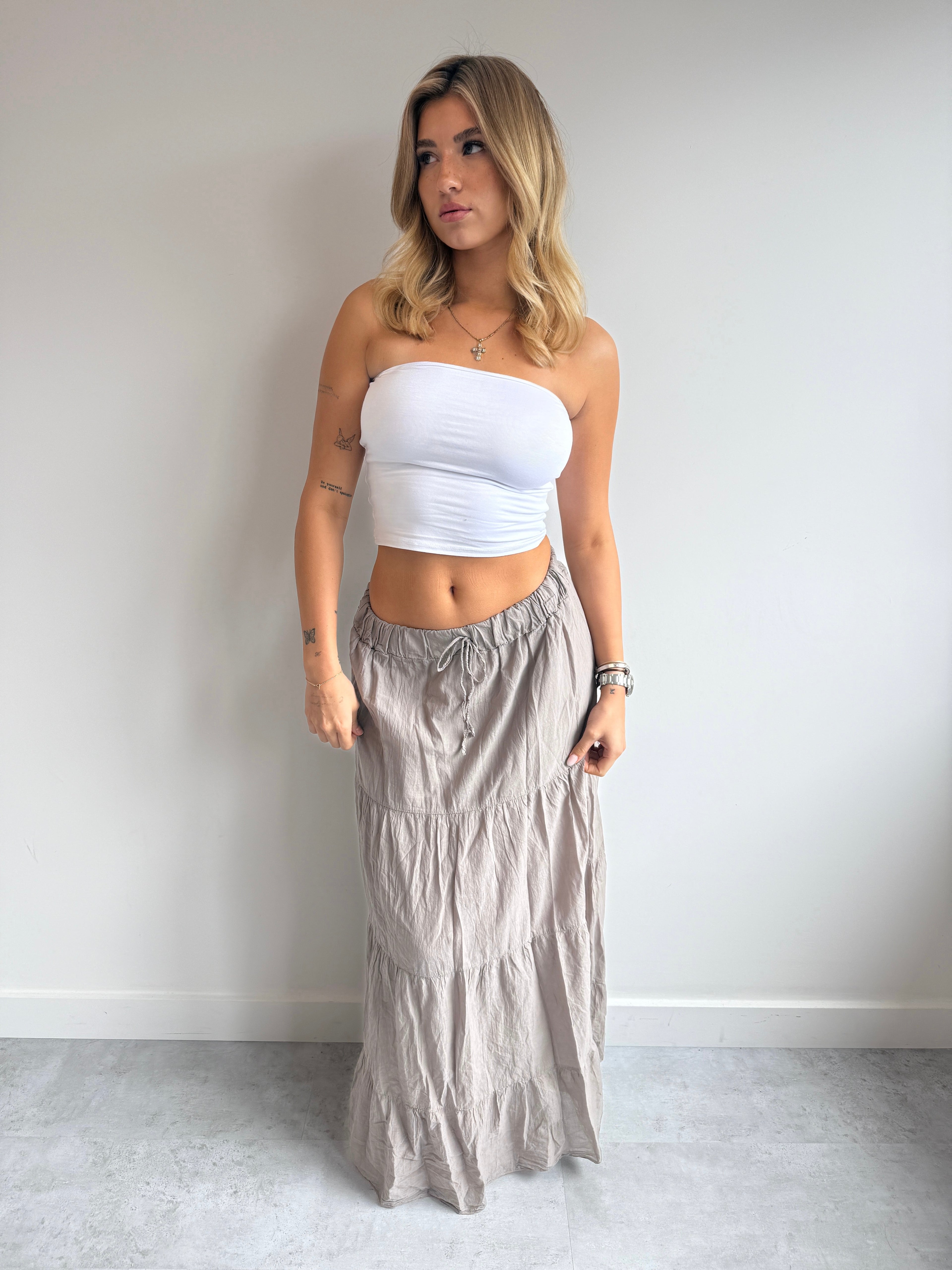 MAXI RUFFLE SKIRT TAUPE