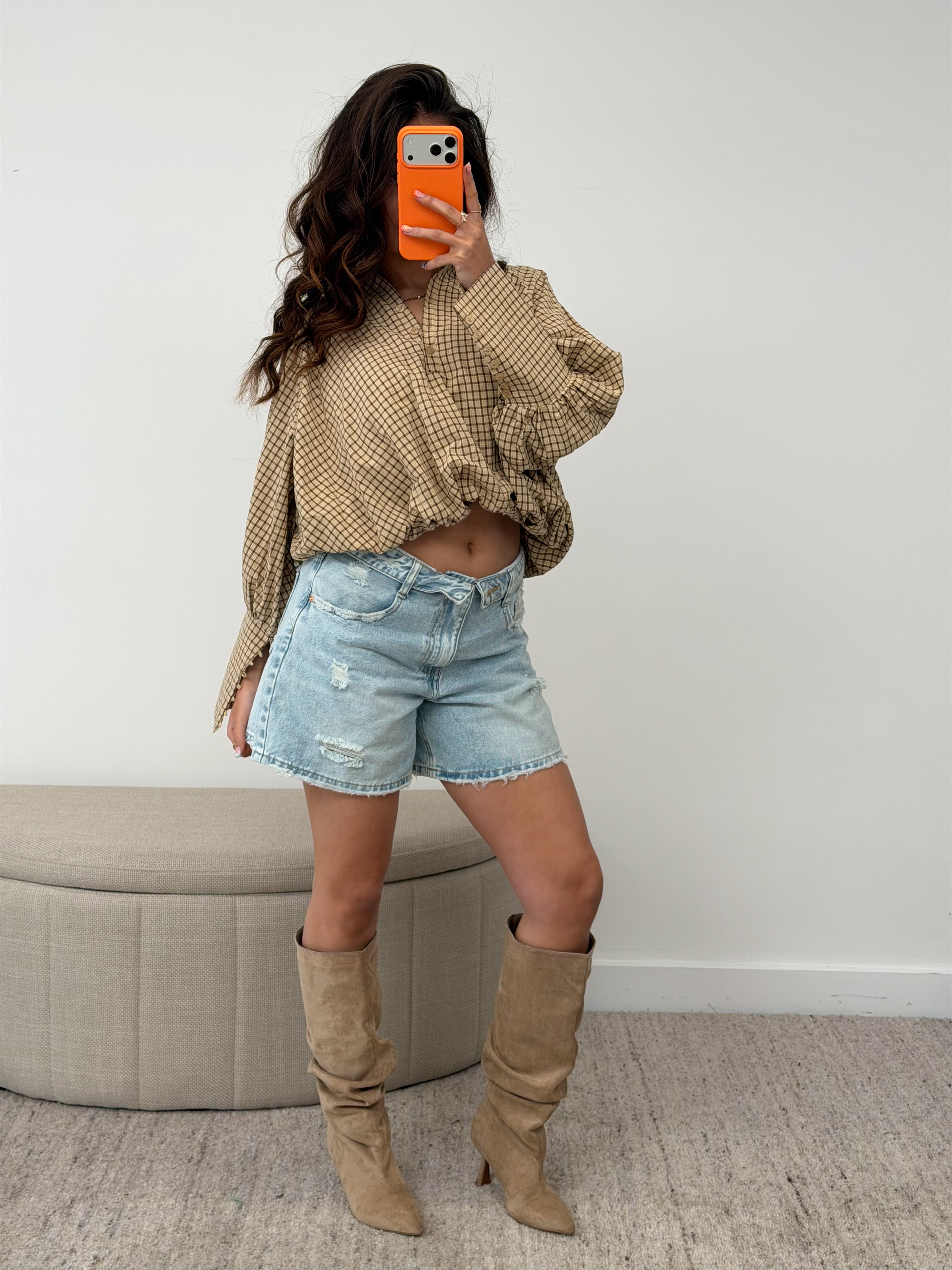 FOLDED WAIST SHORT LIGHT DENIM
