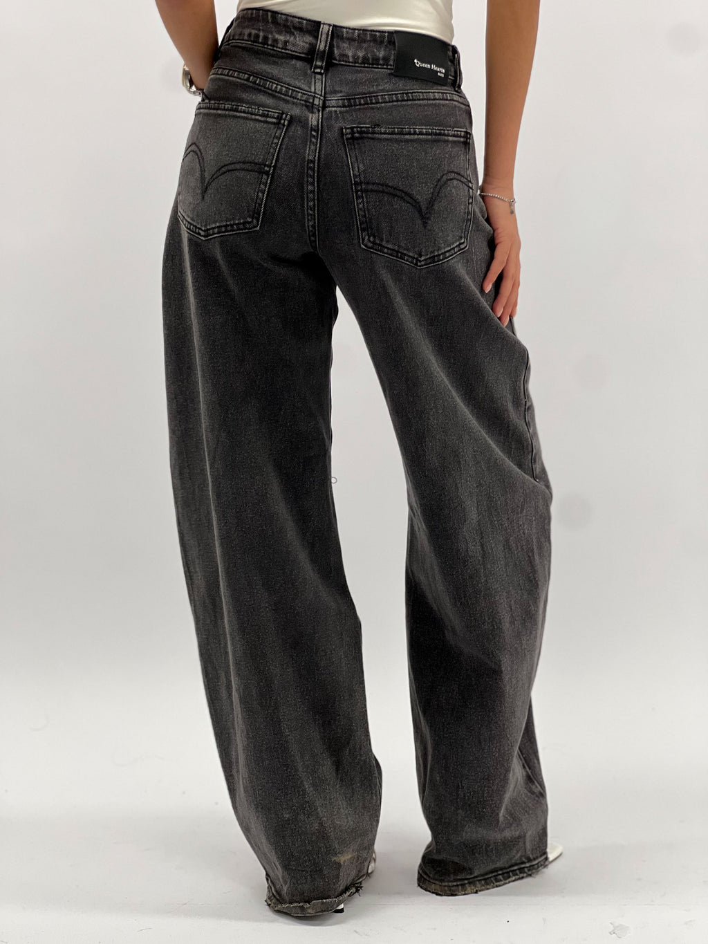 RHINESTONE STRETCH BARREL JEANS BLACK WASH