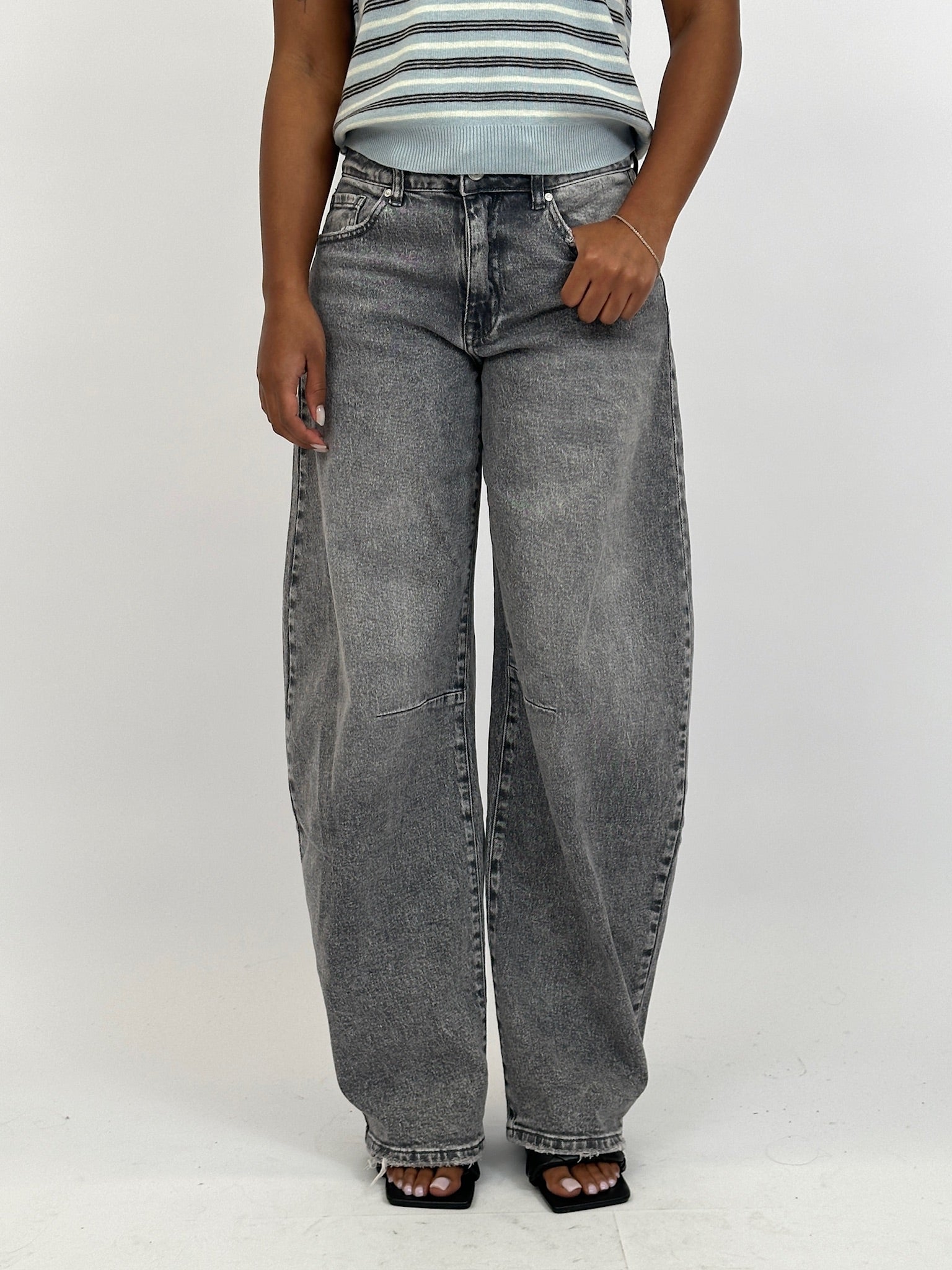 BARREL STRETCH JEANS GREY