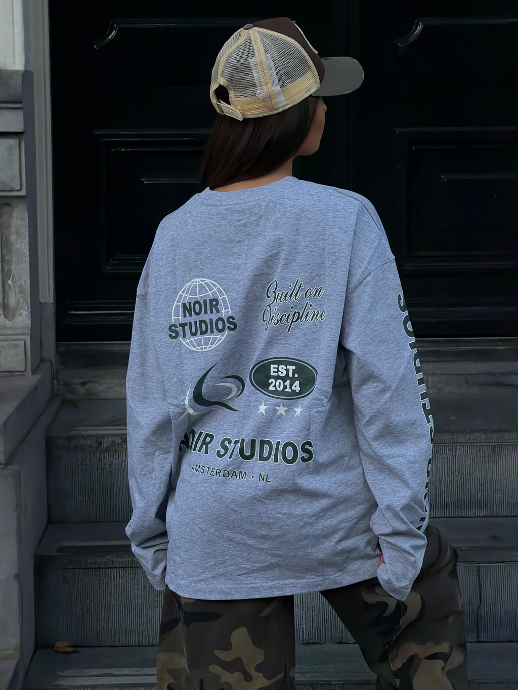 NOIR LONGSLEEVE GREY