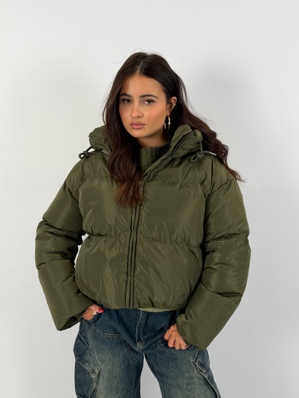 CROPPED TIE UP PUFFER ARMY