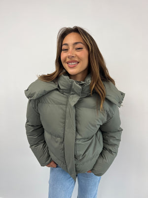 SHORT LEATHER LOOK PUFFER GREEN/GREY