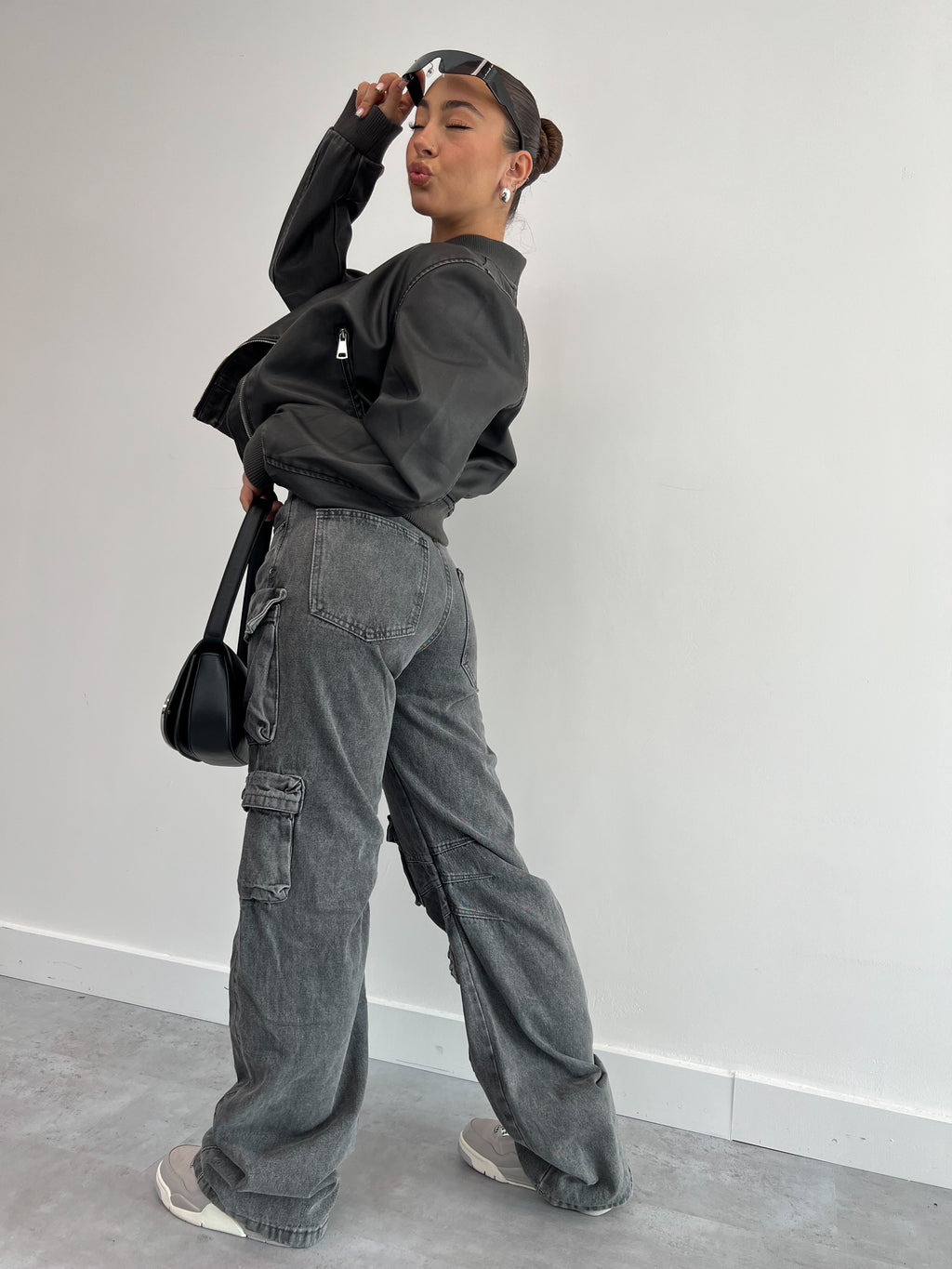 ATTICO INSPIRED MULTI POCKET CARGO GREY 899