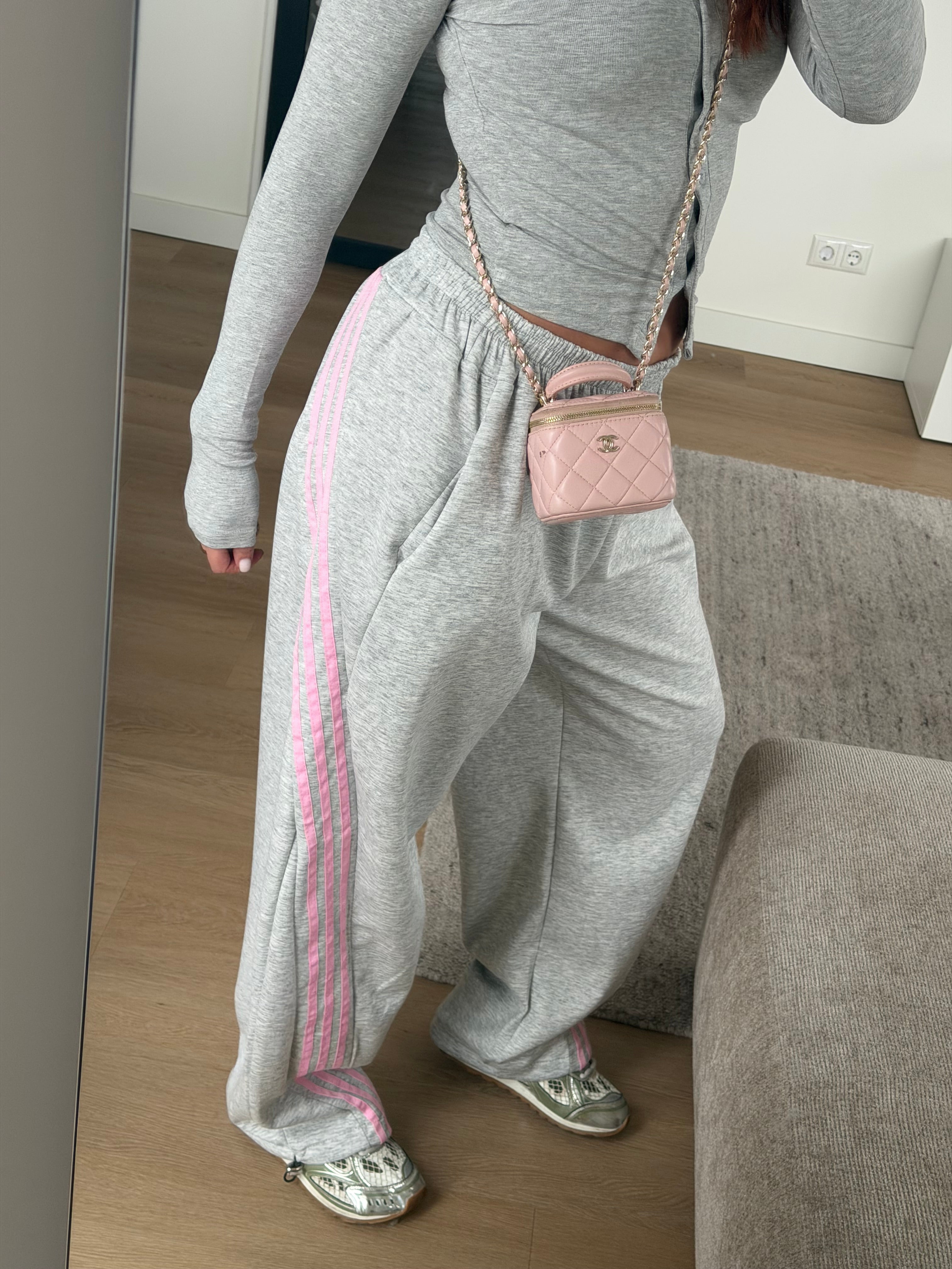 BAGGY STRIPED JOGGER GREY/PINK