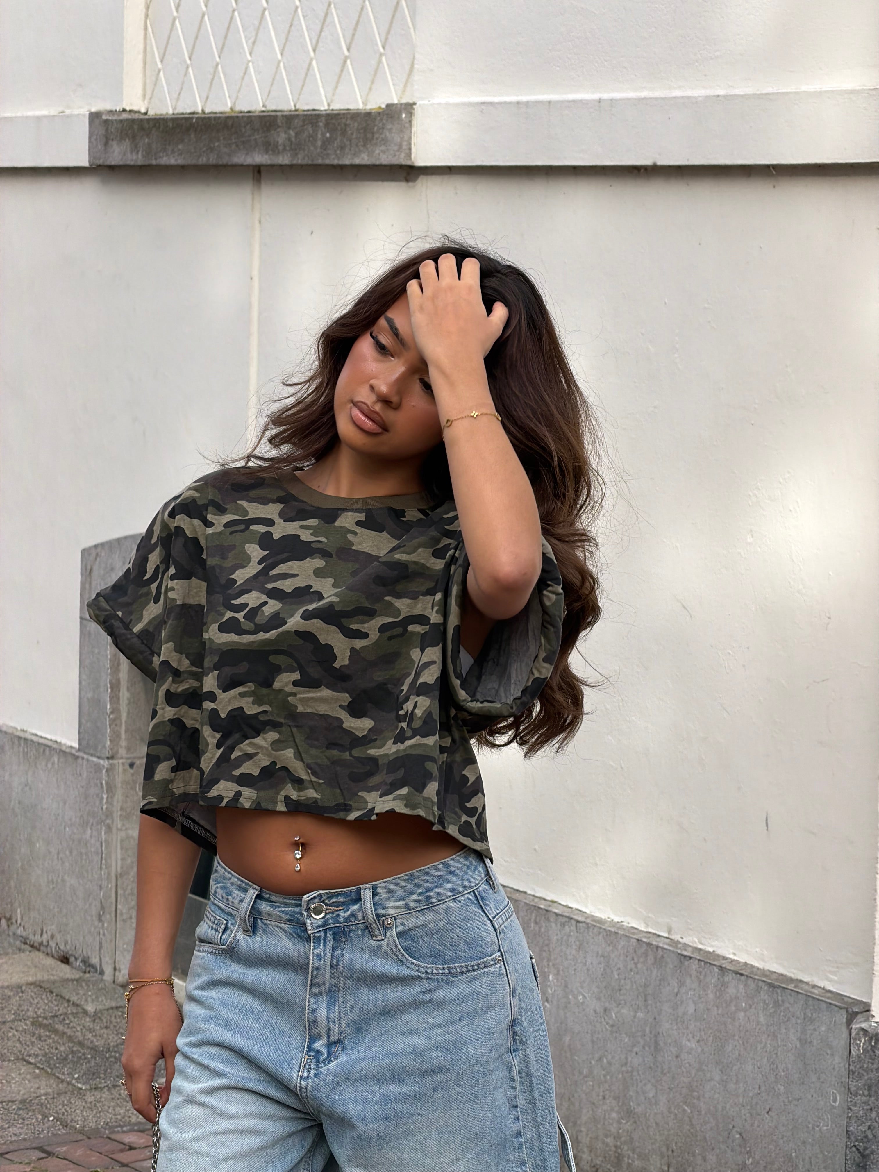 ANNA ARMY TEE CROPPED
