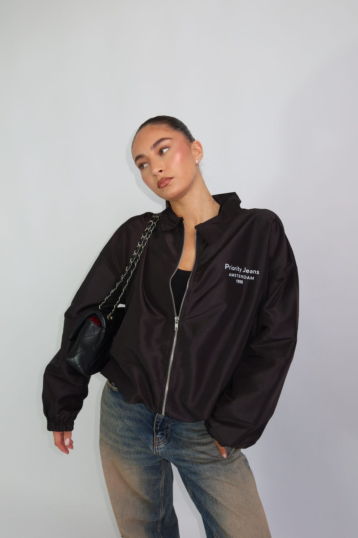 PRIORITY WINDBREAKER BLACK