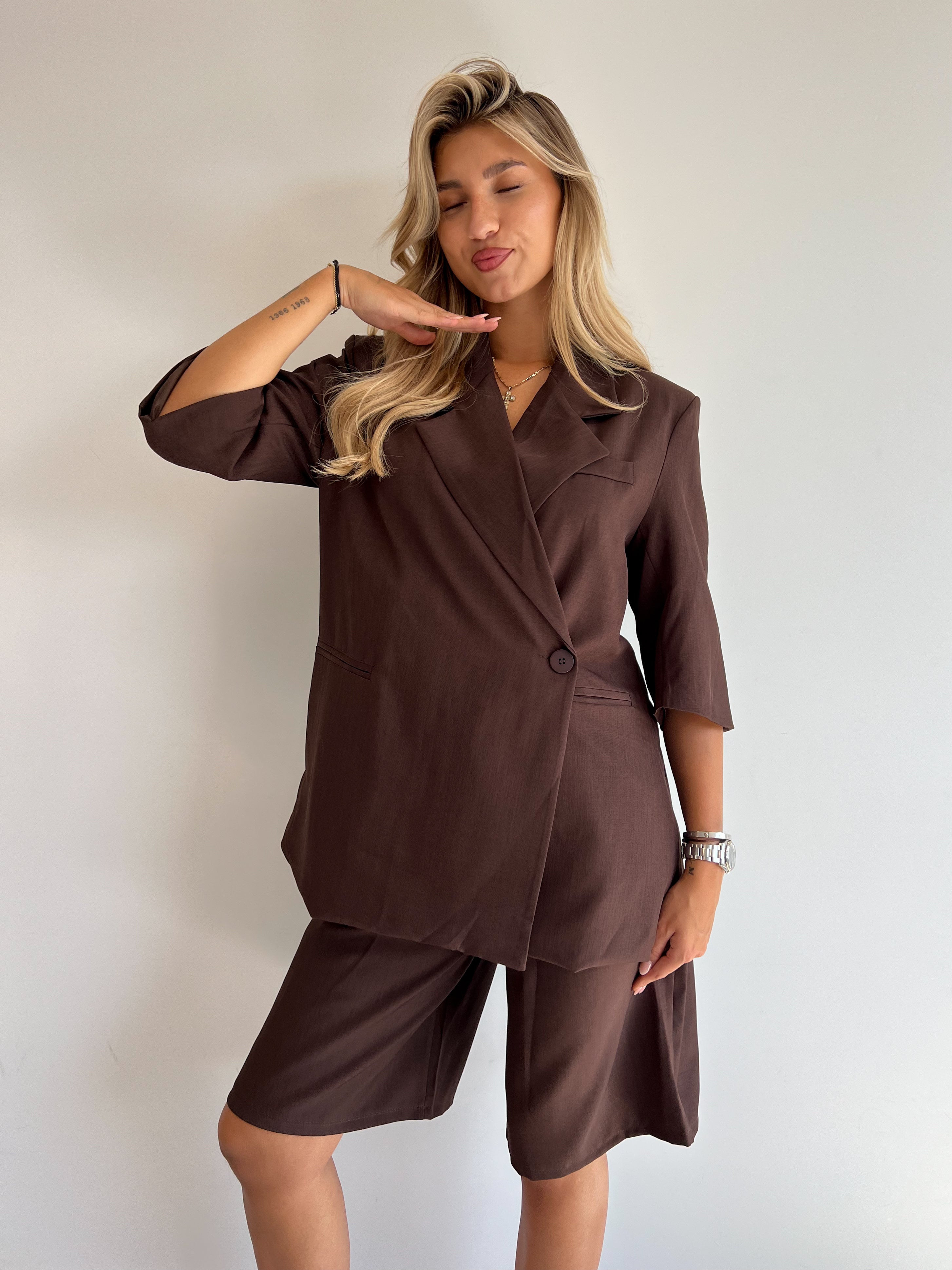 BIANCA BLAZER+JORT SET CHOCO