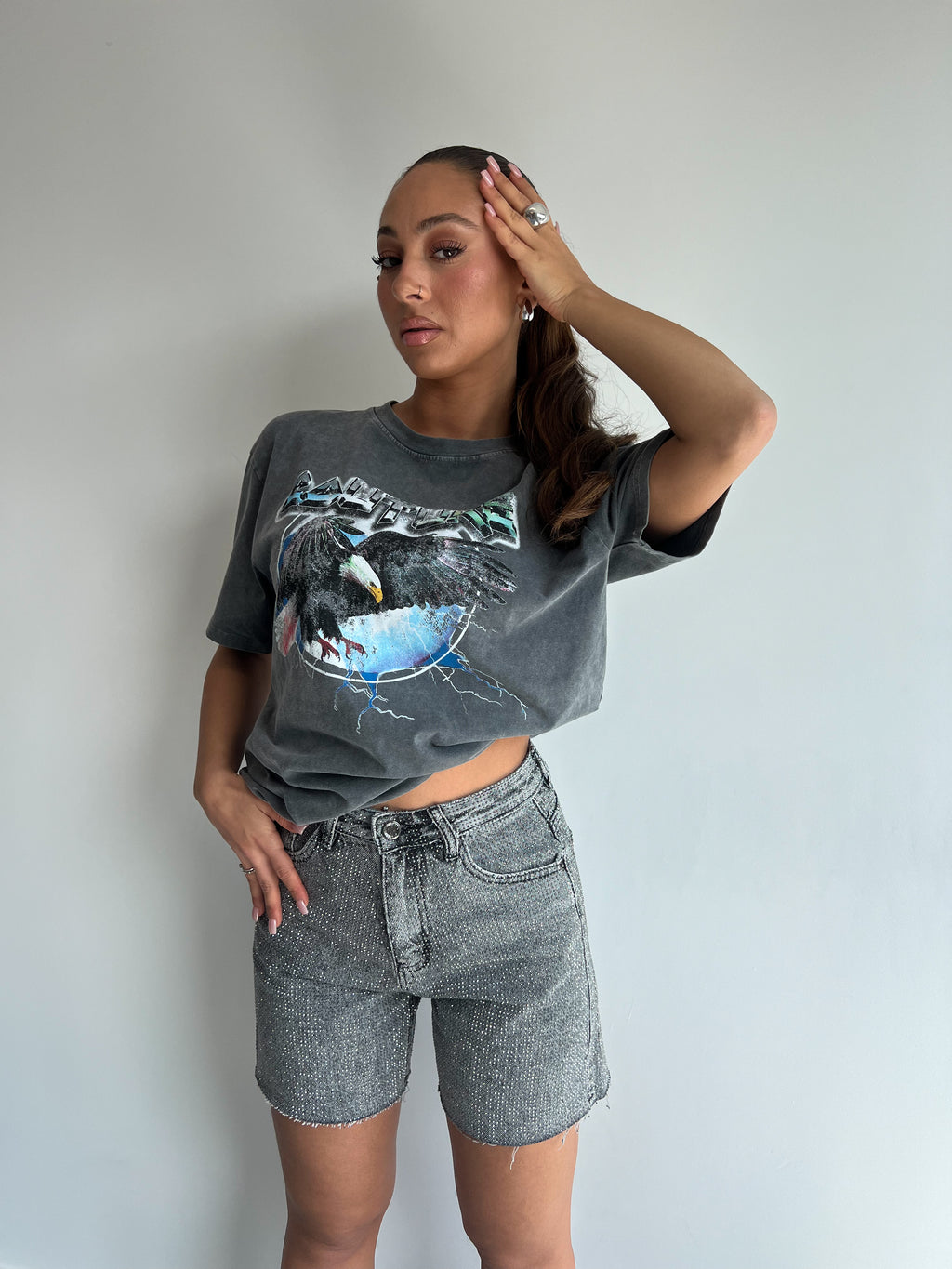 ALL OVER STRETCH RHINESTONE SHORT GREY