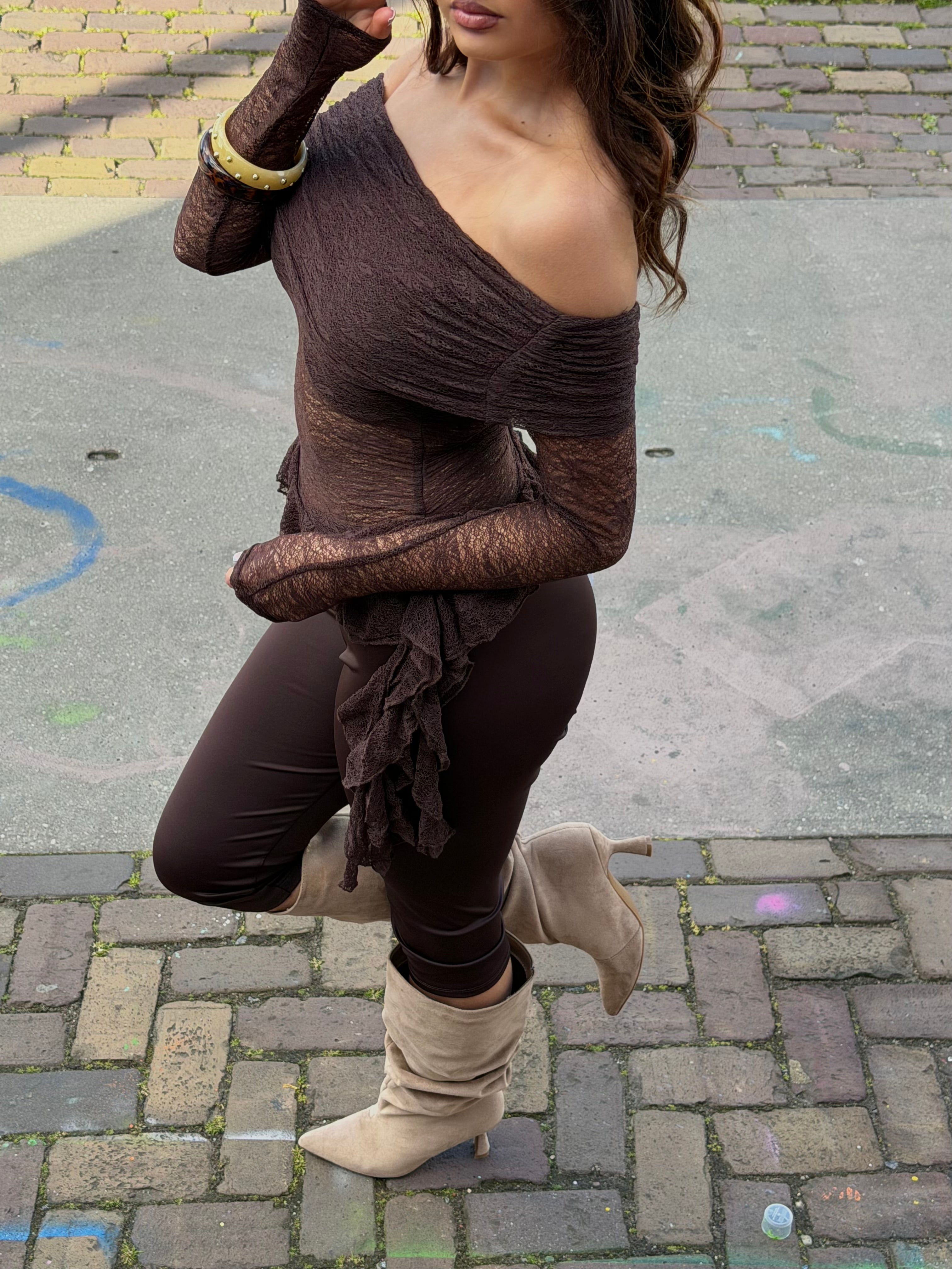 CAPRI SEASON BROWN