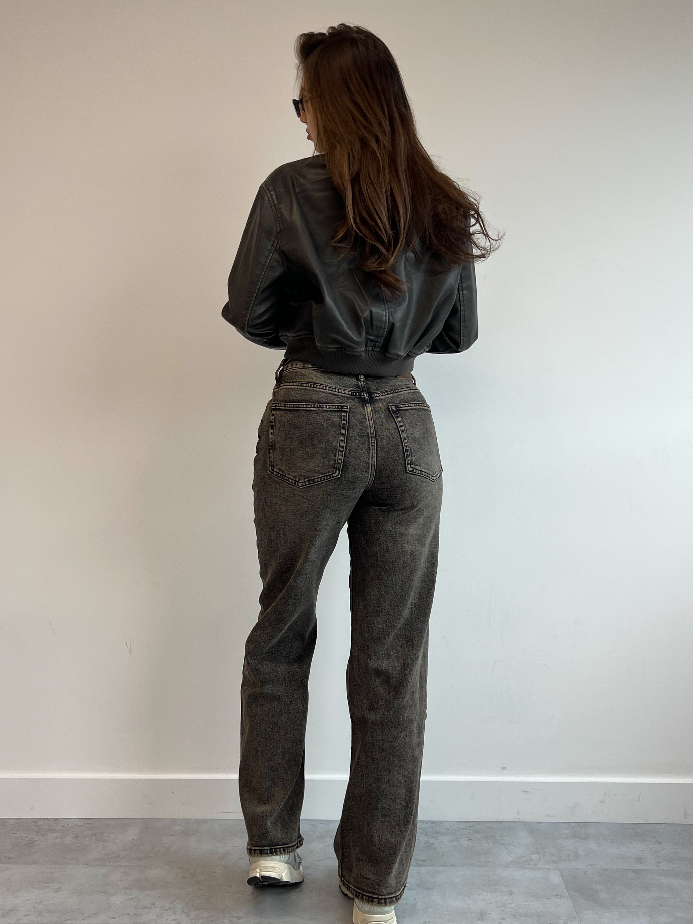 BLACK VINTAGE WASH STRETCH JEANS