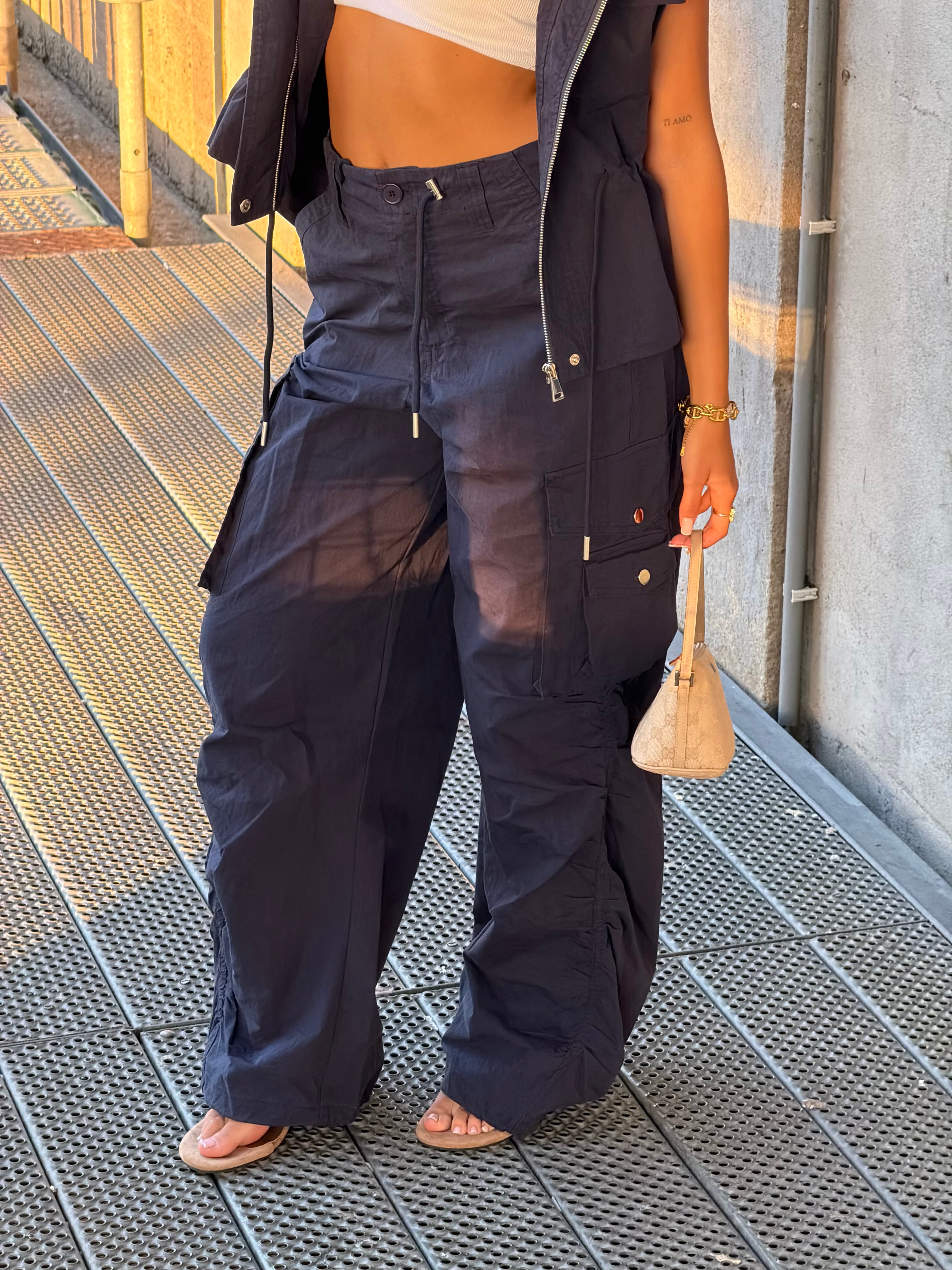 COCO CARGO PARACHUTE NAVY