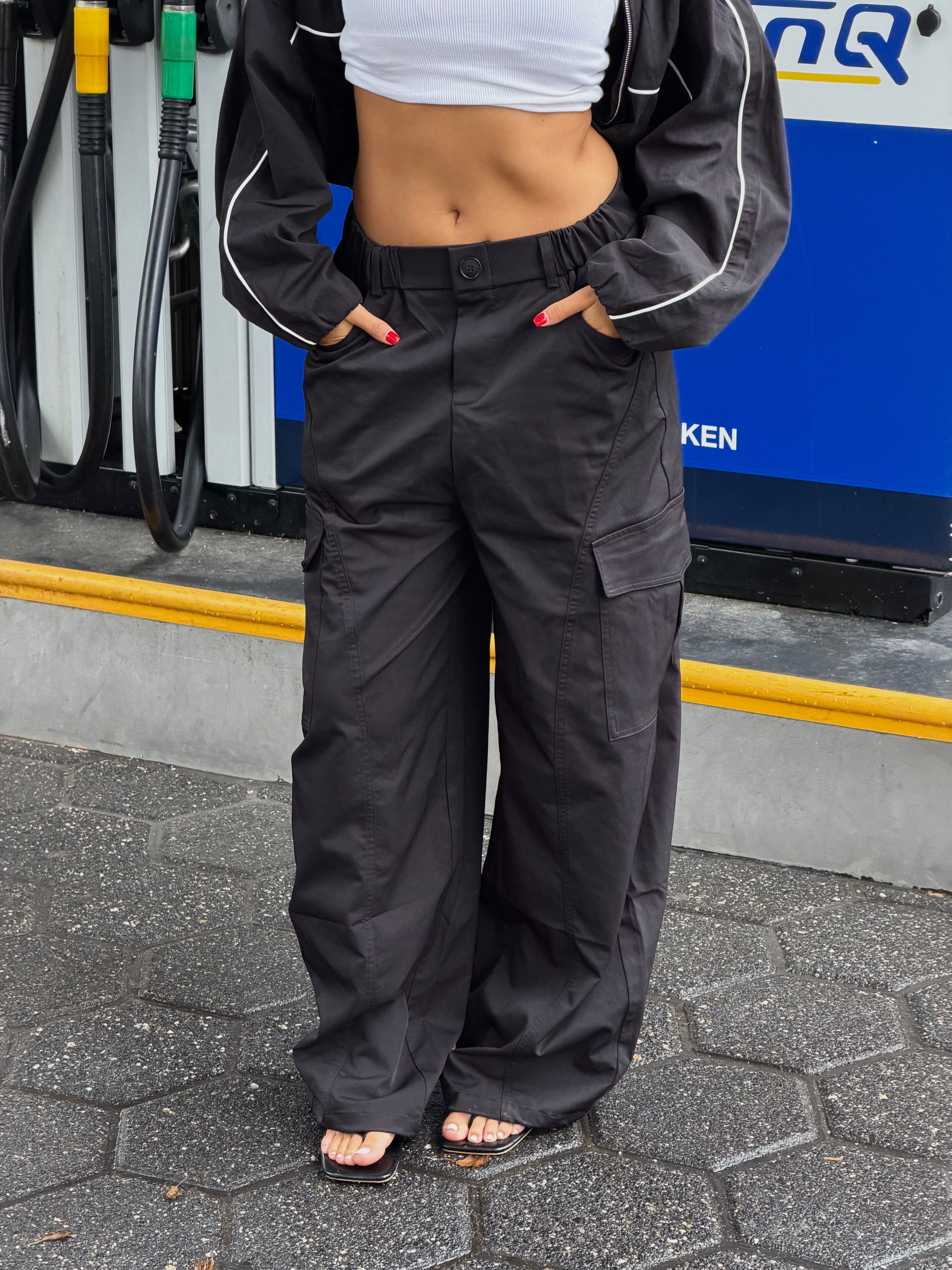 KYLIE CARGO PANTALON BLACK