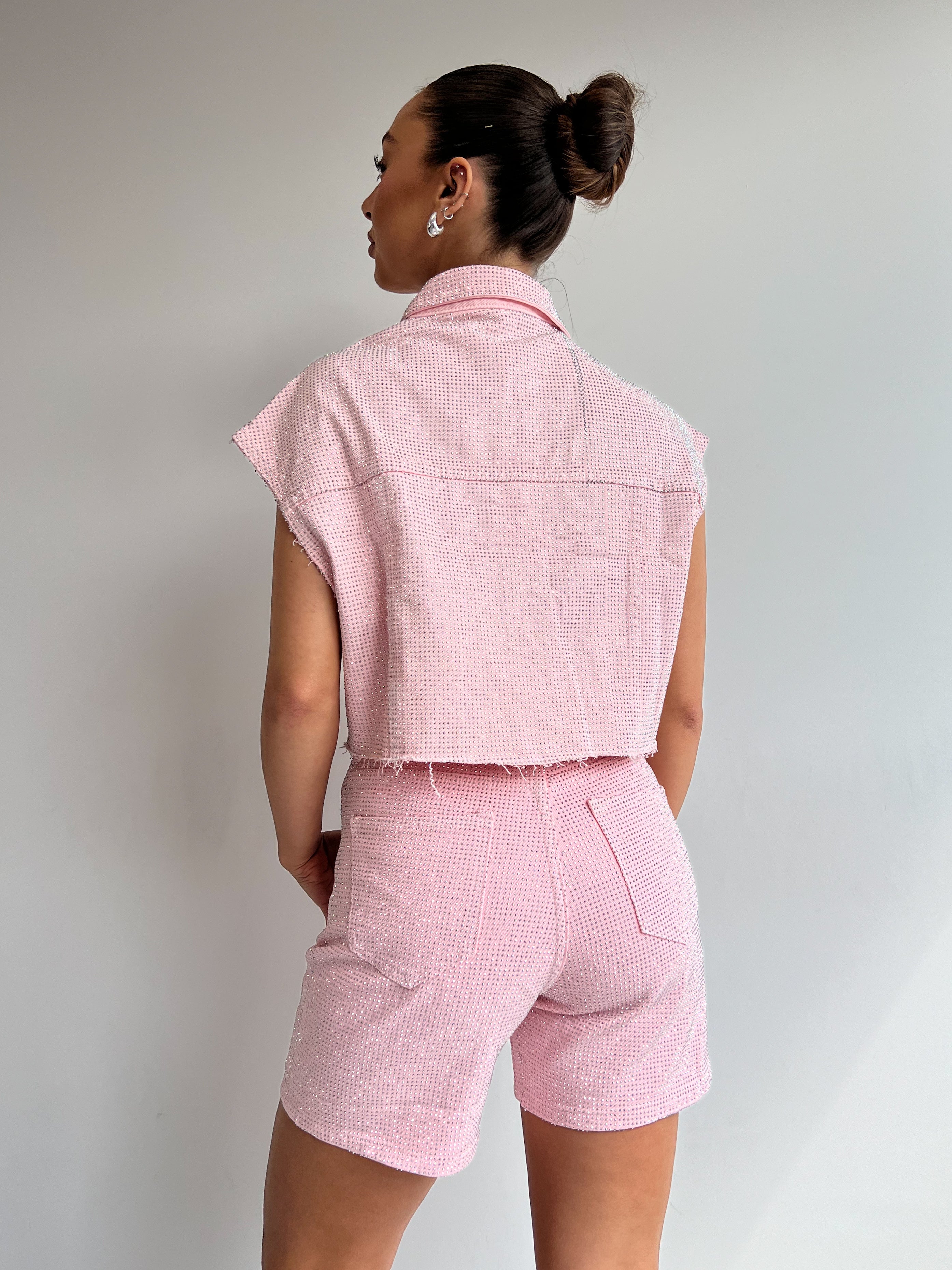 ALL OVER STRETCH RHINESTONE SHORT PINK