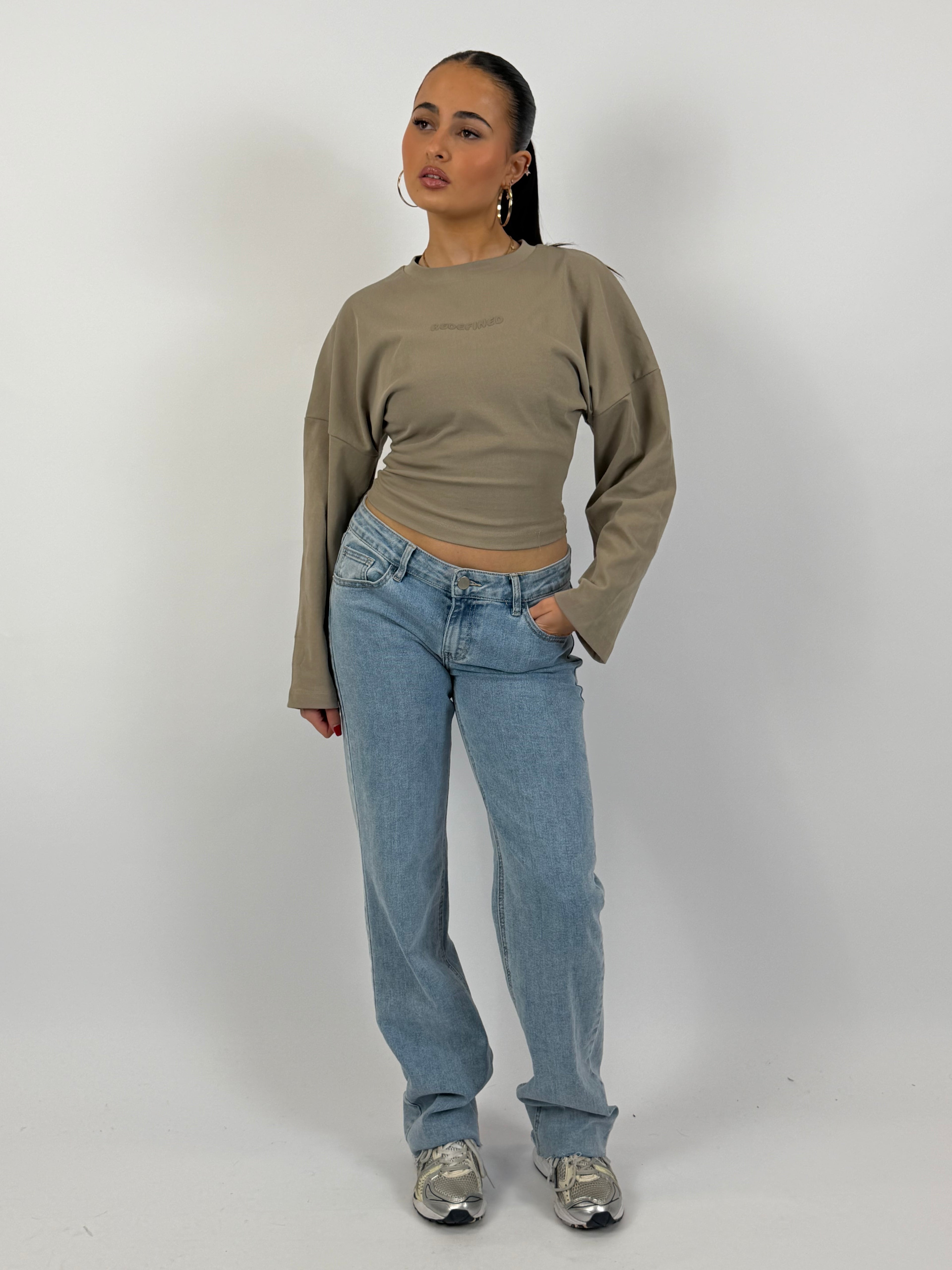 LOW WAIST STRETCH STRAIGHT LEG