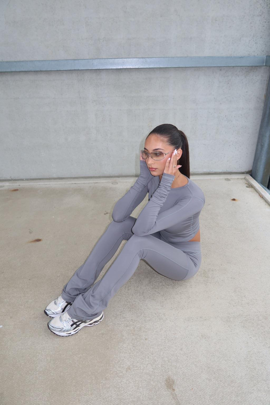 PREMIUM BODYFIT SET GREY