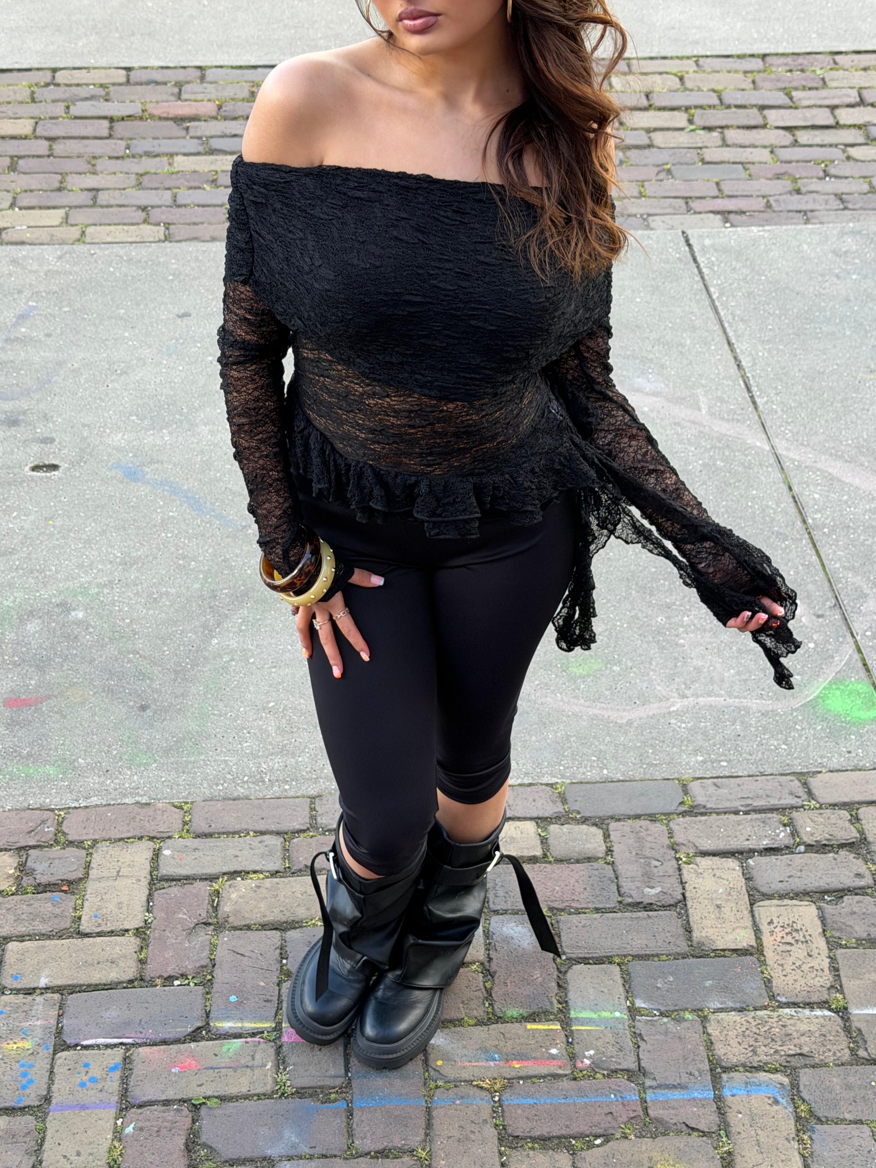 SOPHIA LACE TOP BLACK