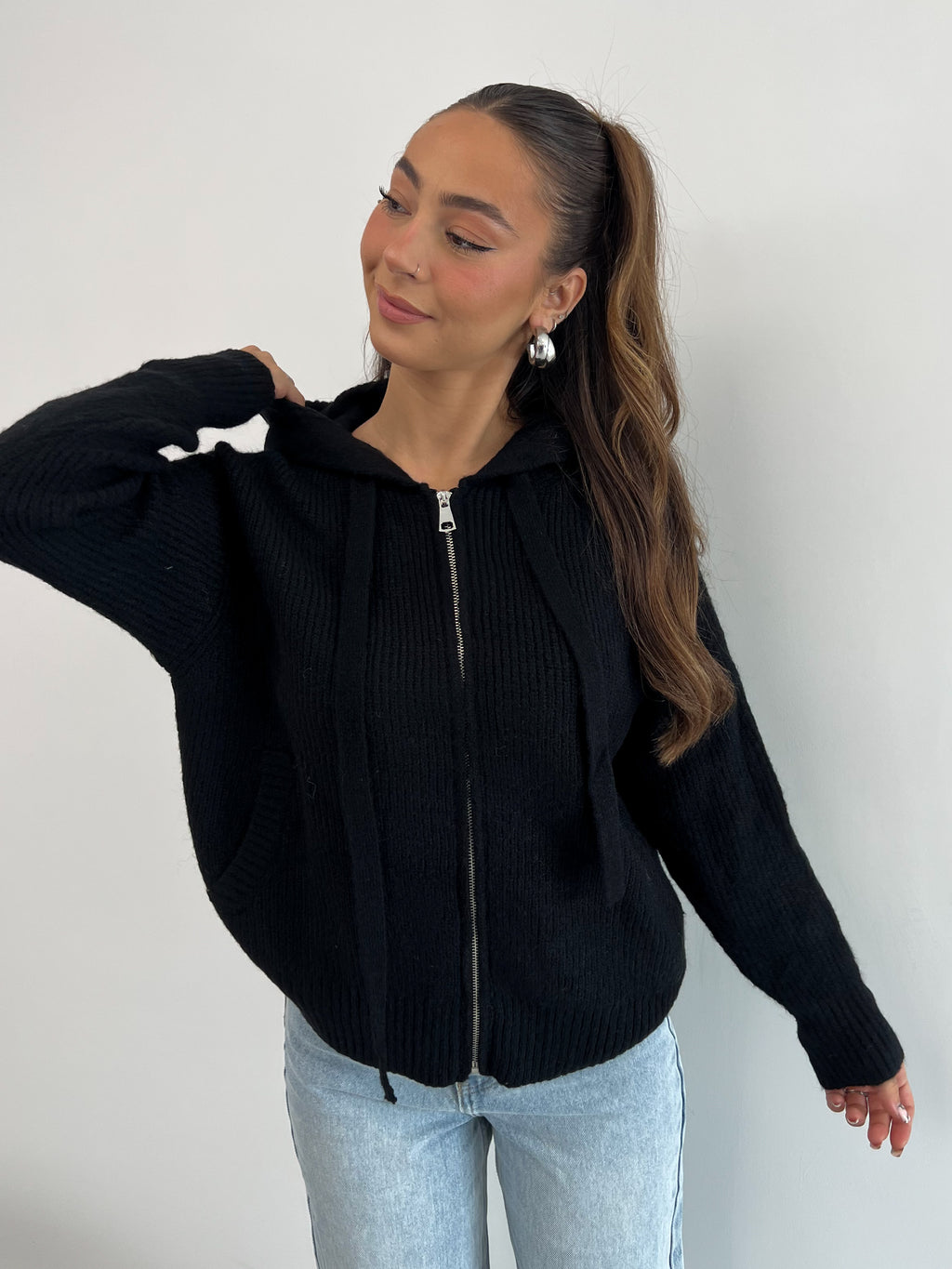 ZIP WESTE STRICK SCHWARZ