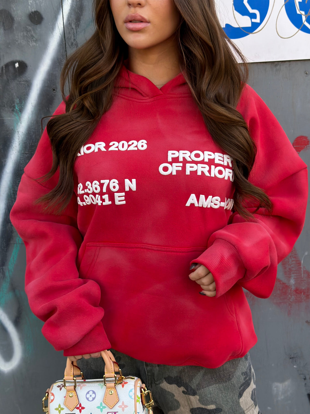 PRIORITY WASHED HOODIE RED