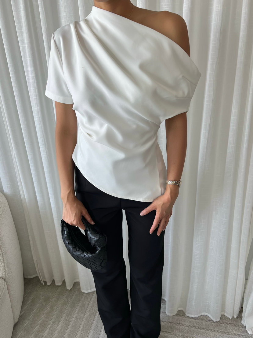 ASYMMETRIC DRAPED TOP WHITE