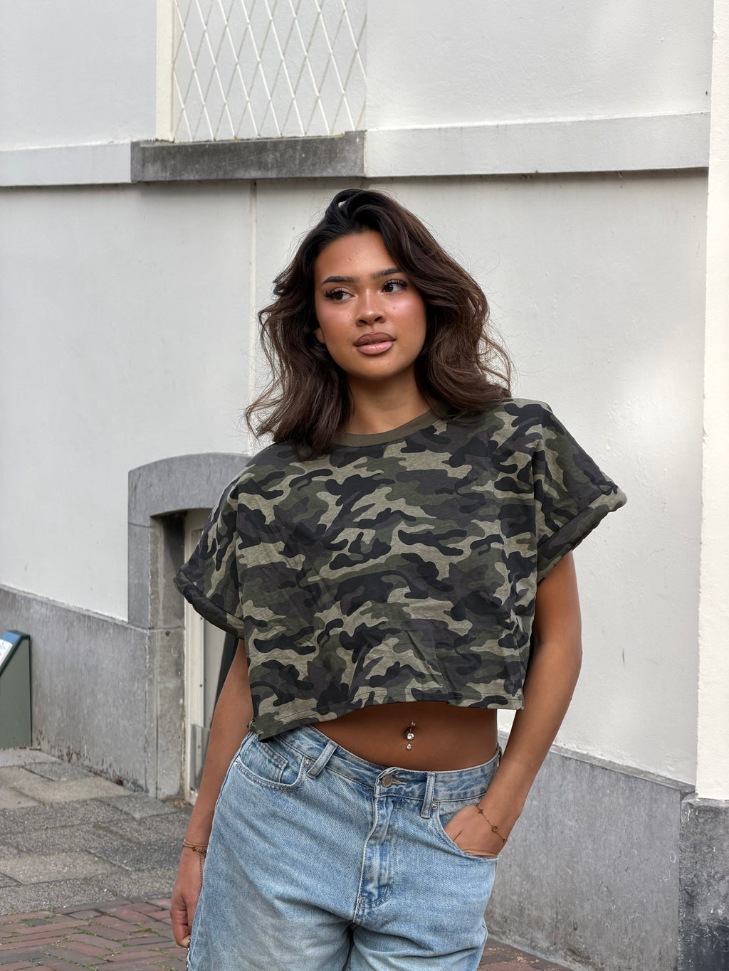 ANNA ARMY TEE CROPPED