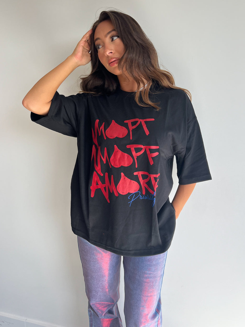 PREMIUM AMORE TEE BLACK/RED