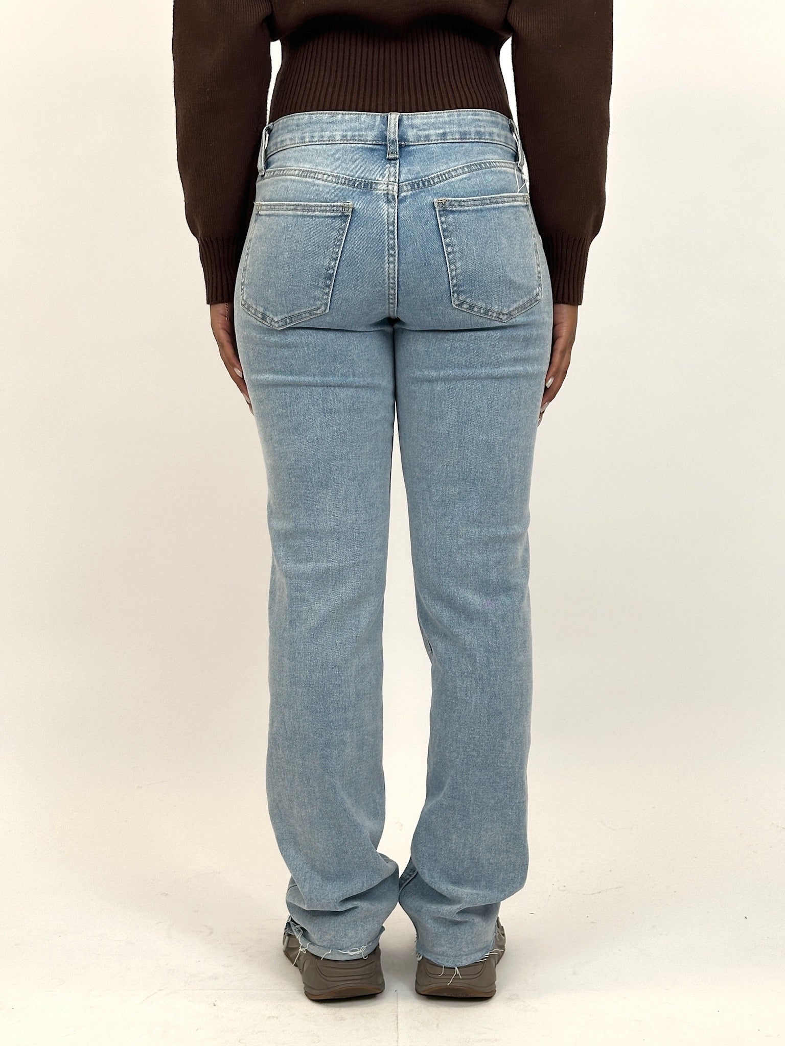 LOW WAIST STRETCH STRAIGHT LEG