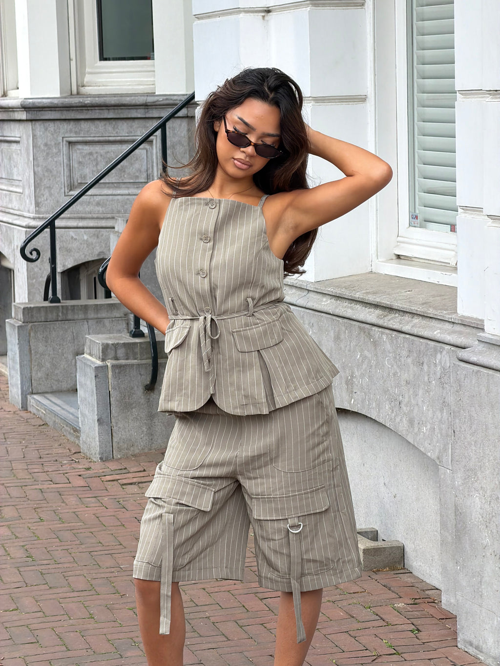 CLASSY JORT SET PINSTRIPE TAUPE