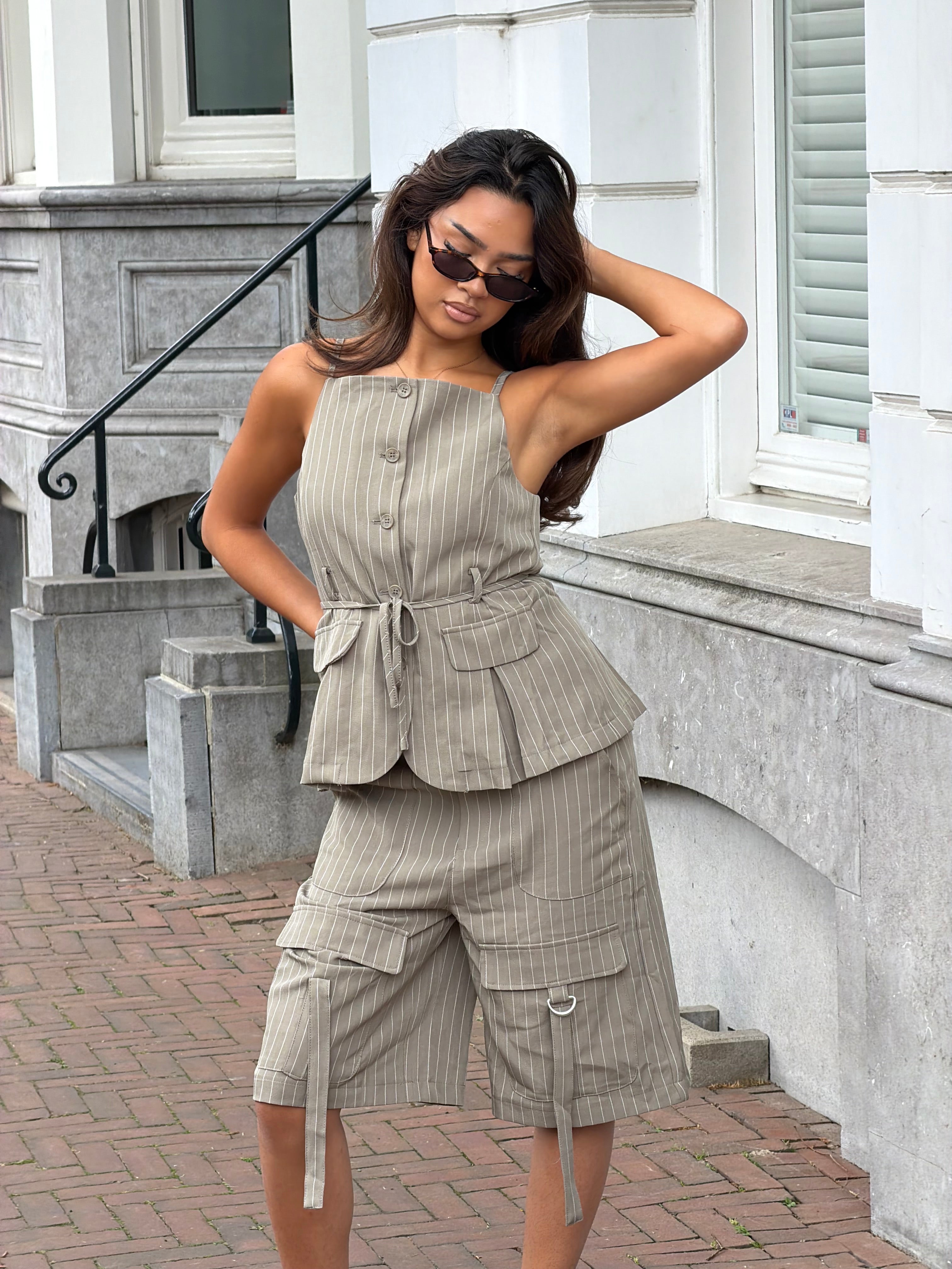 CLASSY JORT SET PINSTRIPE TAUPE