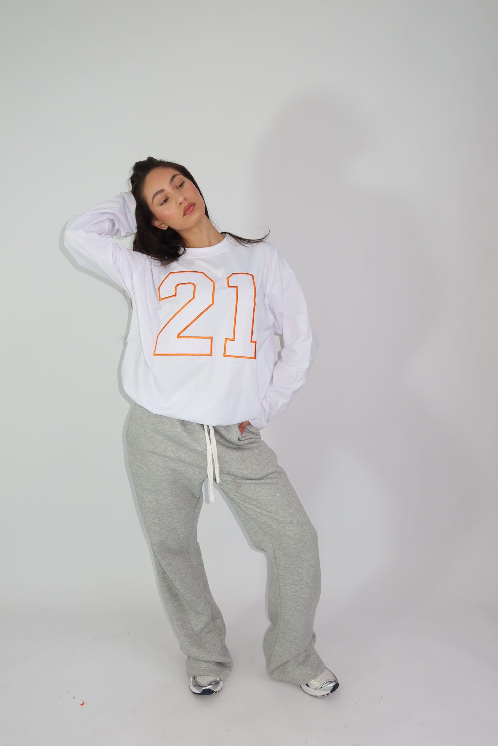 21 LONGSLEEVE WHITE ORANGE KINGSDAY PRE ORDER