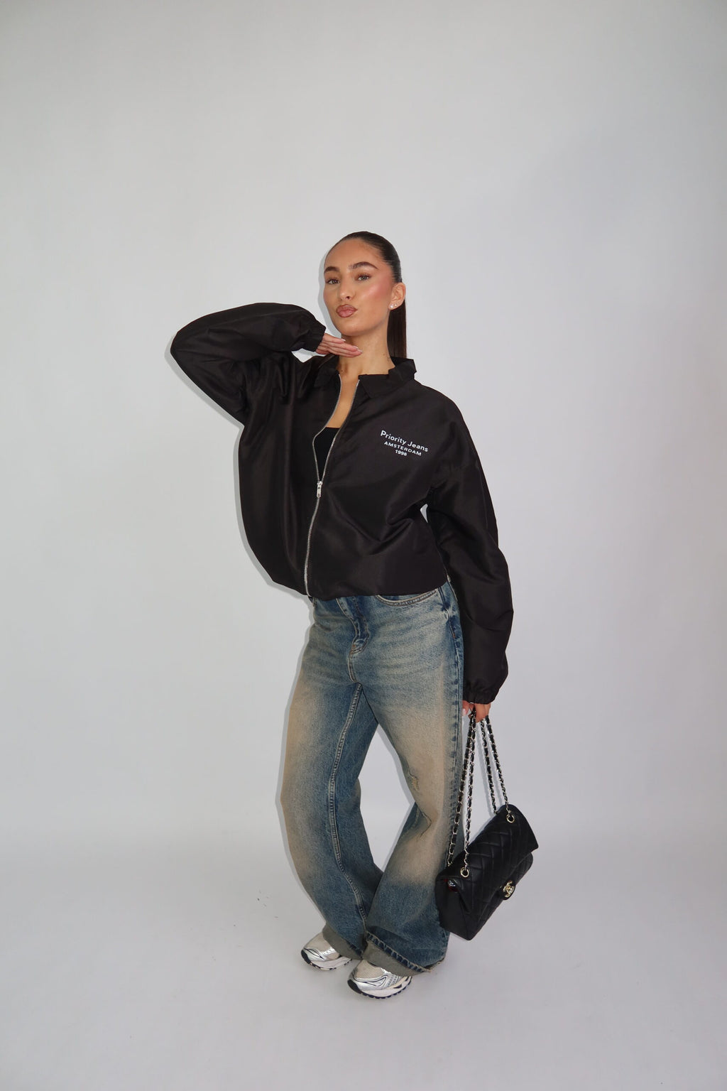 PRIORITY WINDBREAKER BLACK