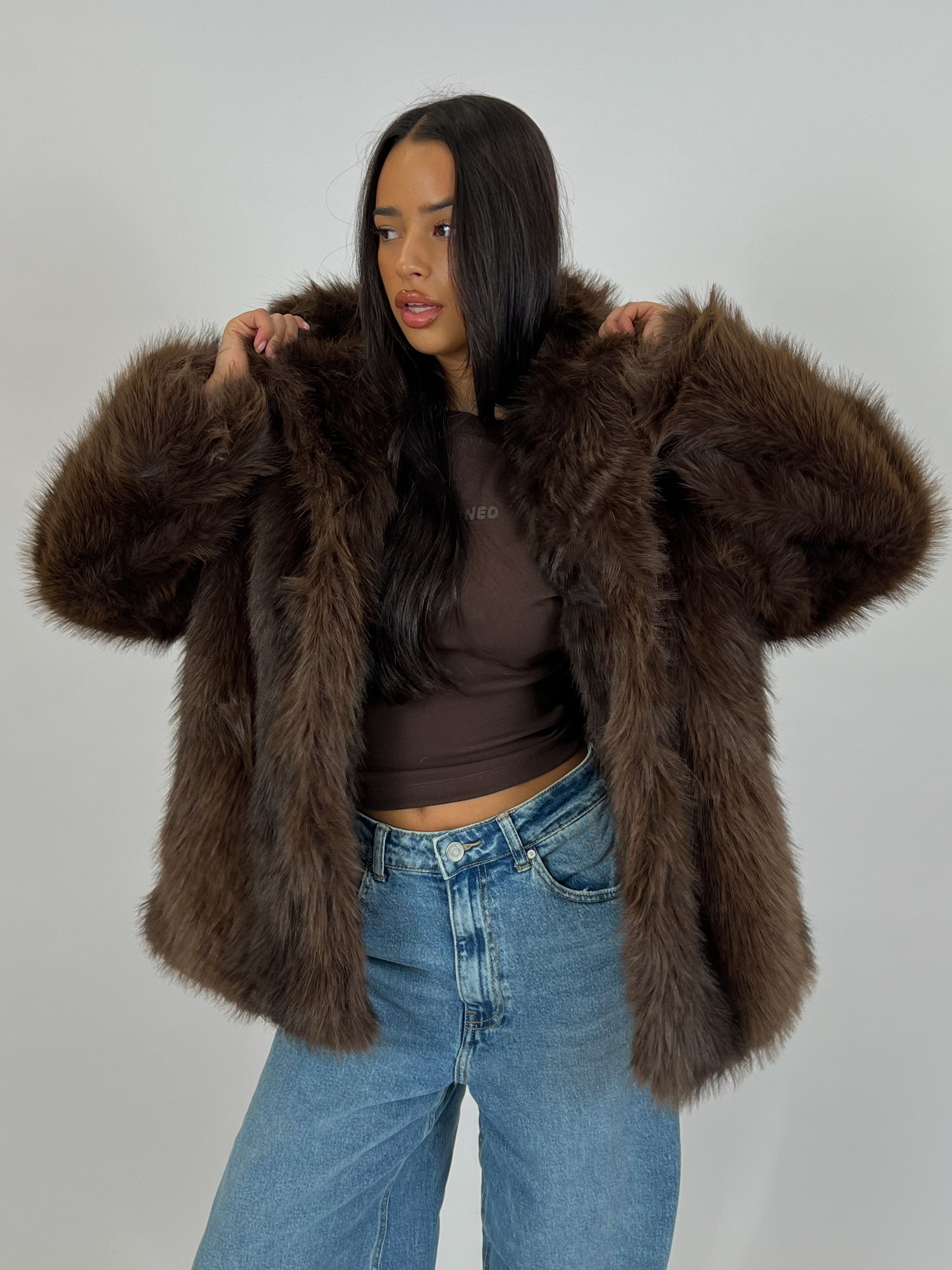 BIG COLLAR FAUX FUR COAT DARK BROWN