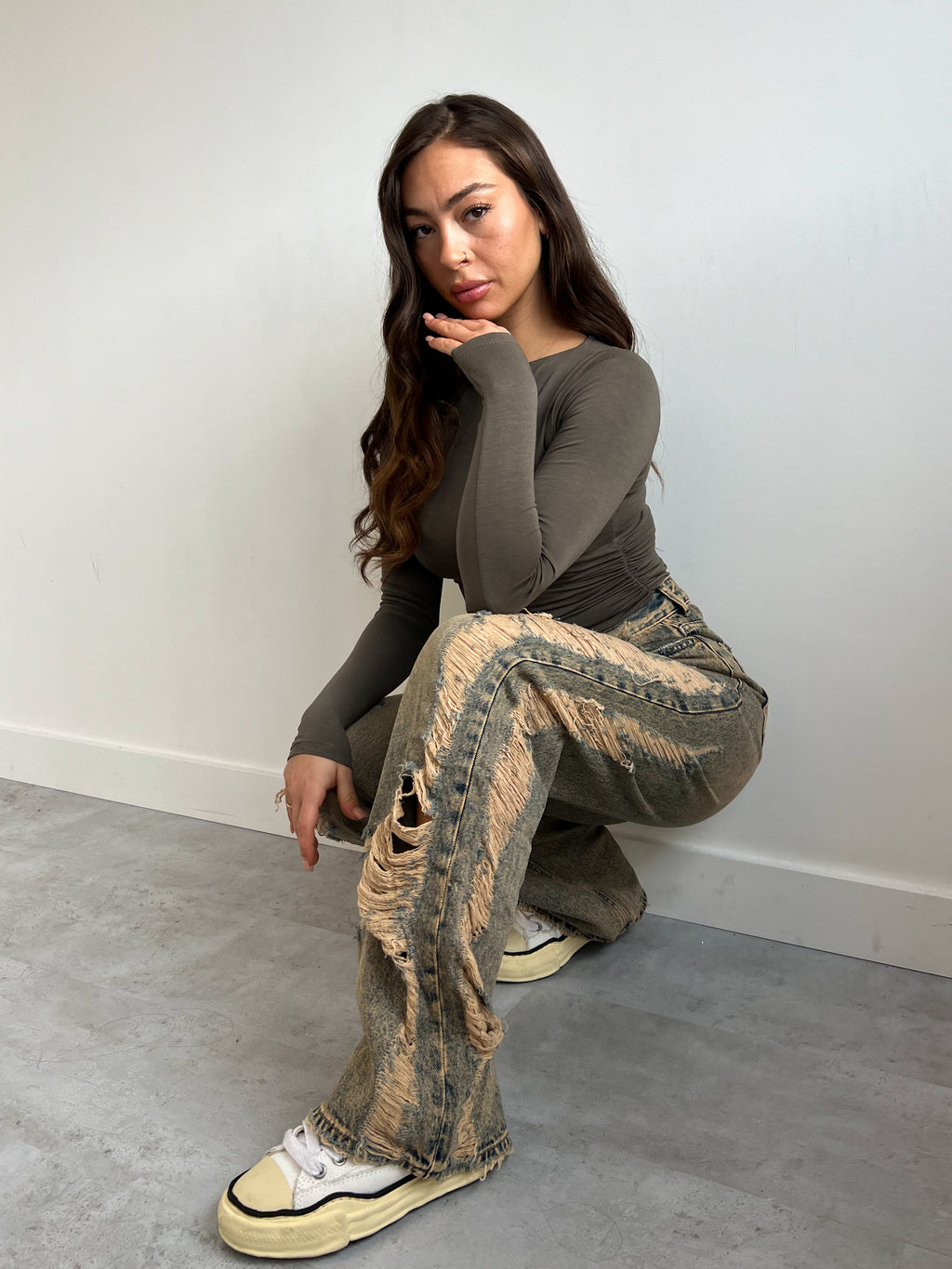 ALL OVER DISTRESSED JEANS 2.0