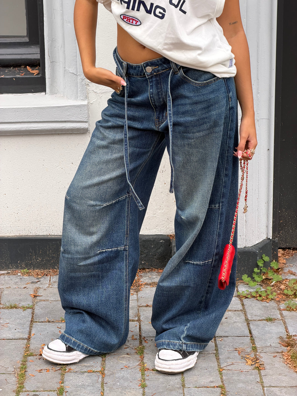 SOPHIE TIE UP DARK JEANS