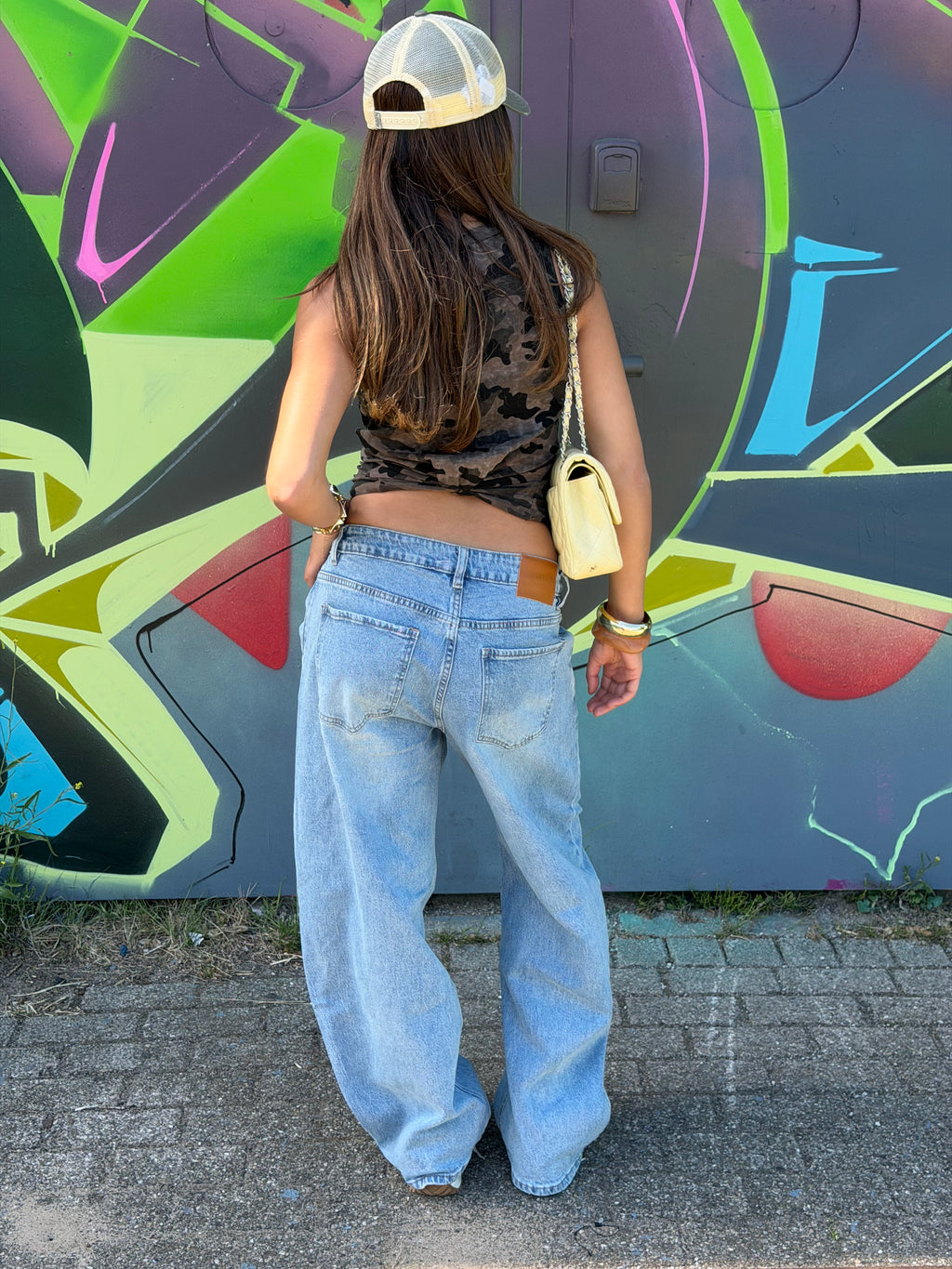 ASYMMETRIC BALLOON JEANS