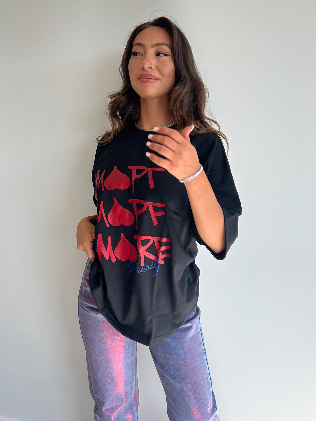 PREMIUM AMORE TEE BLACK/RED