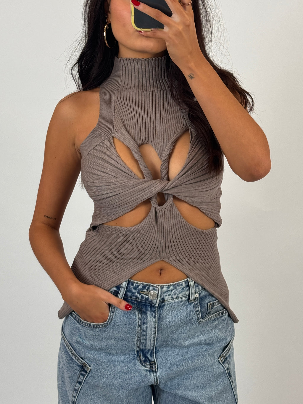 TAUPE HIGH NECK TOP SIZE M