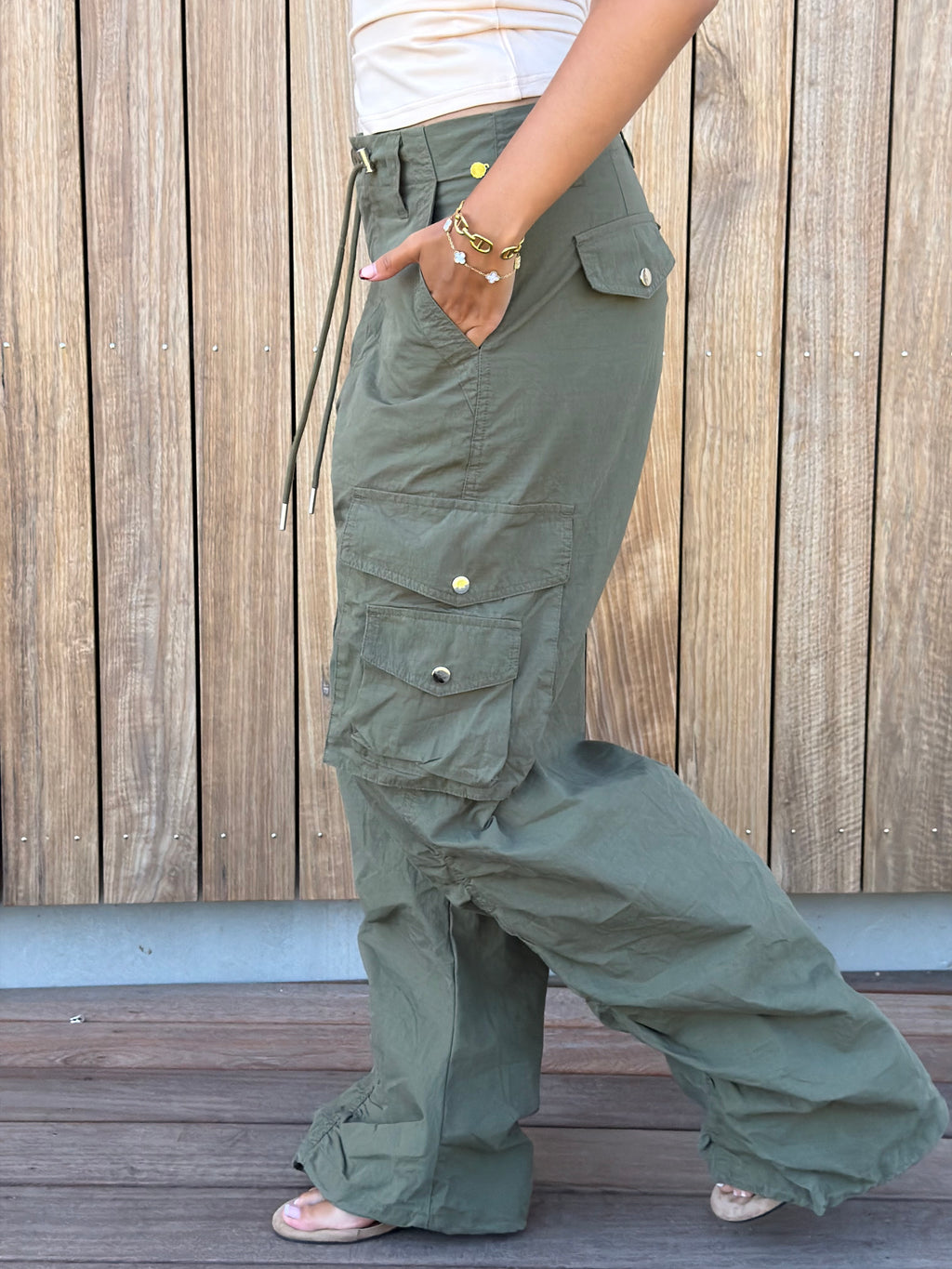 COCO CARGO PARACHUTE ARMY